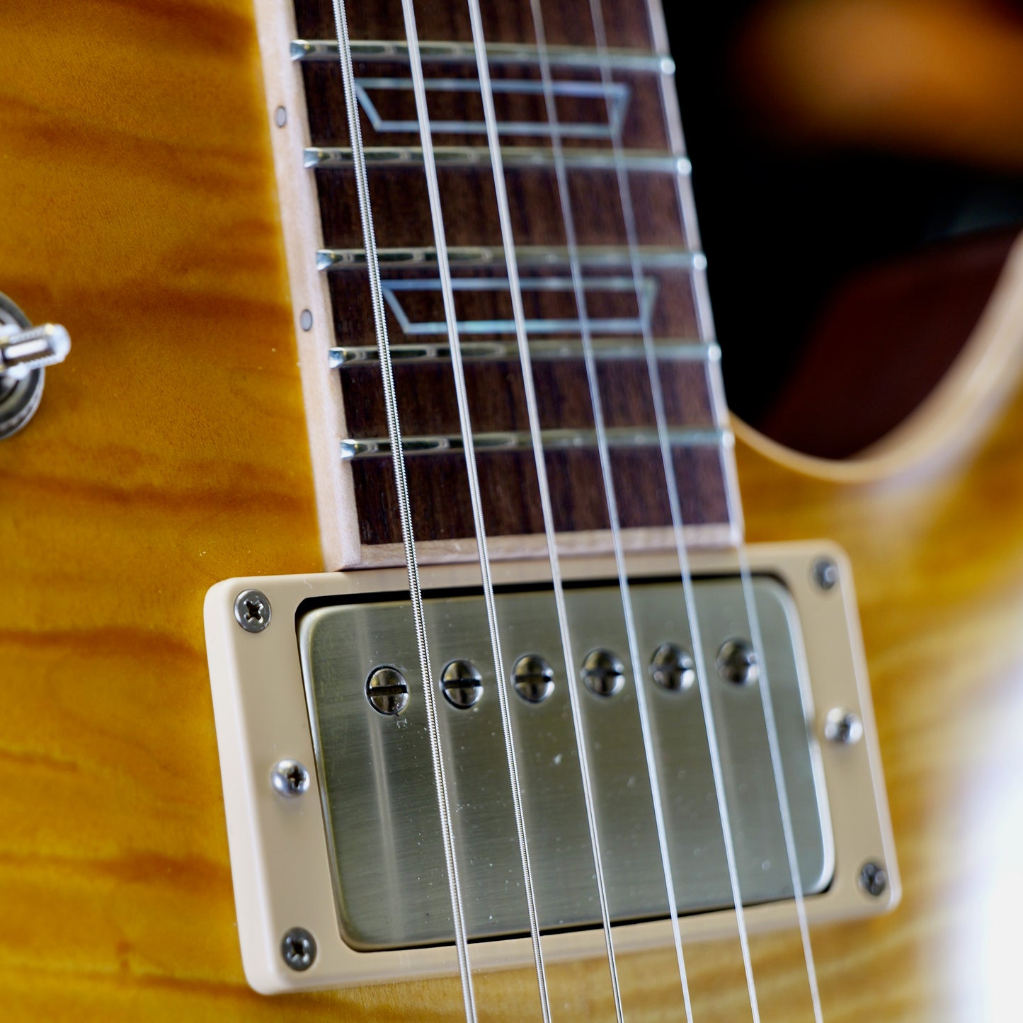 Patrick James Eggle Macon Carve Top Lemon Burst