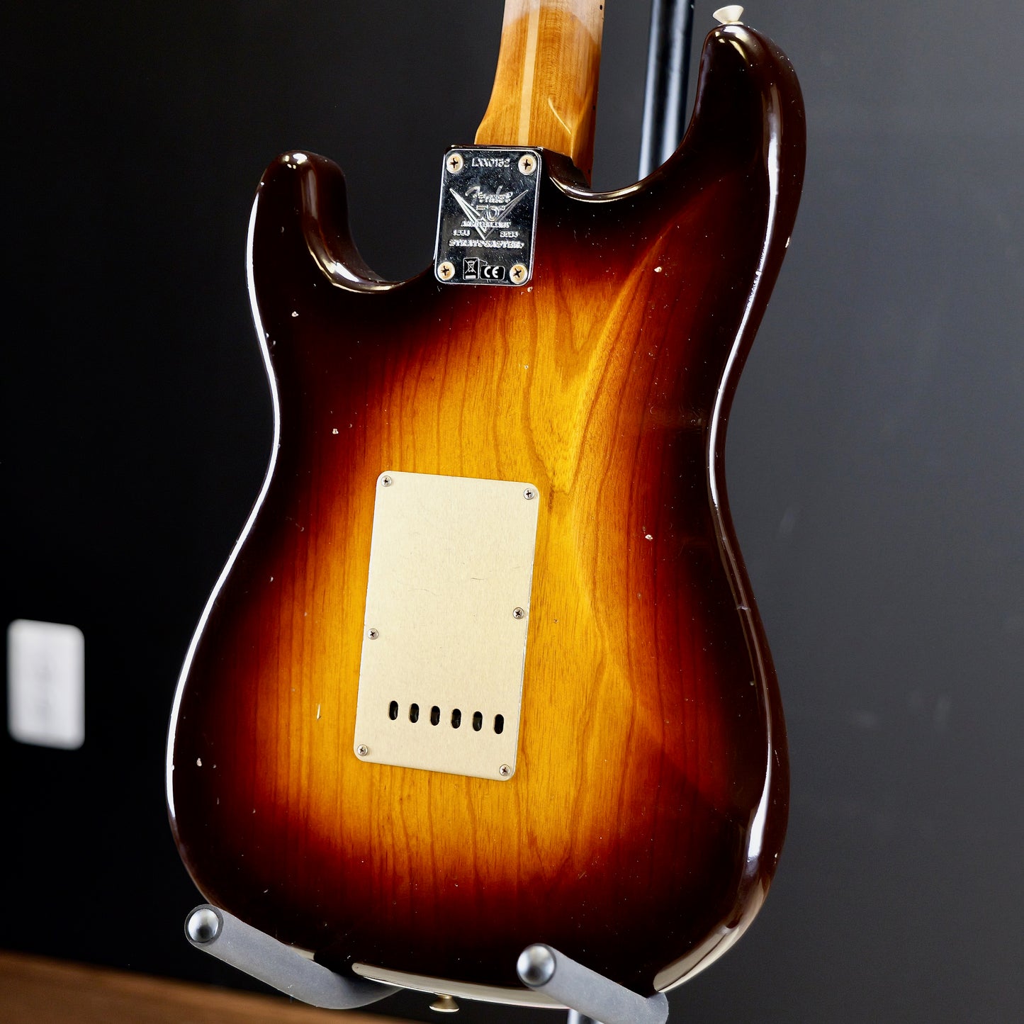 Fender Custom Shop Limited Edition 1954 Roasted Stratocaster Journeyman Relic 1-Piece Roasted Quartersawn Maple Neck Fingerboard Wide-Fade Chocolate 2-Color Sunburst