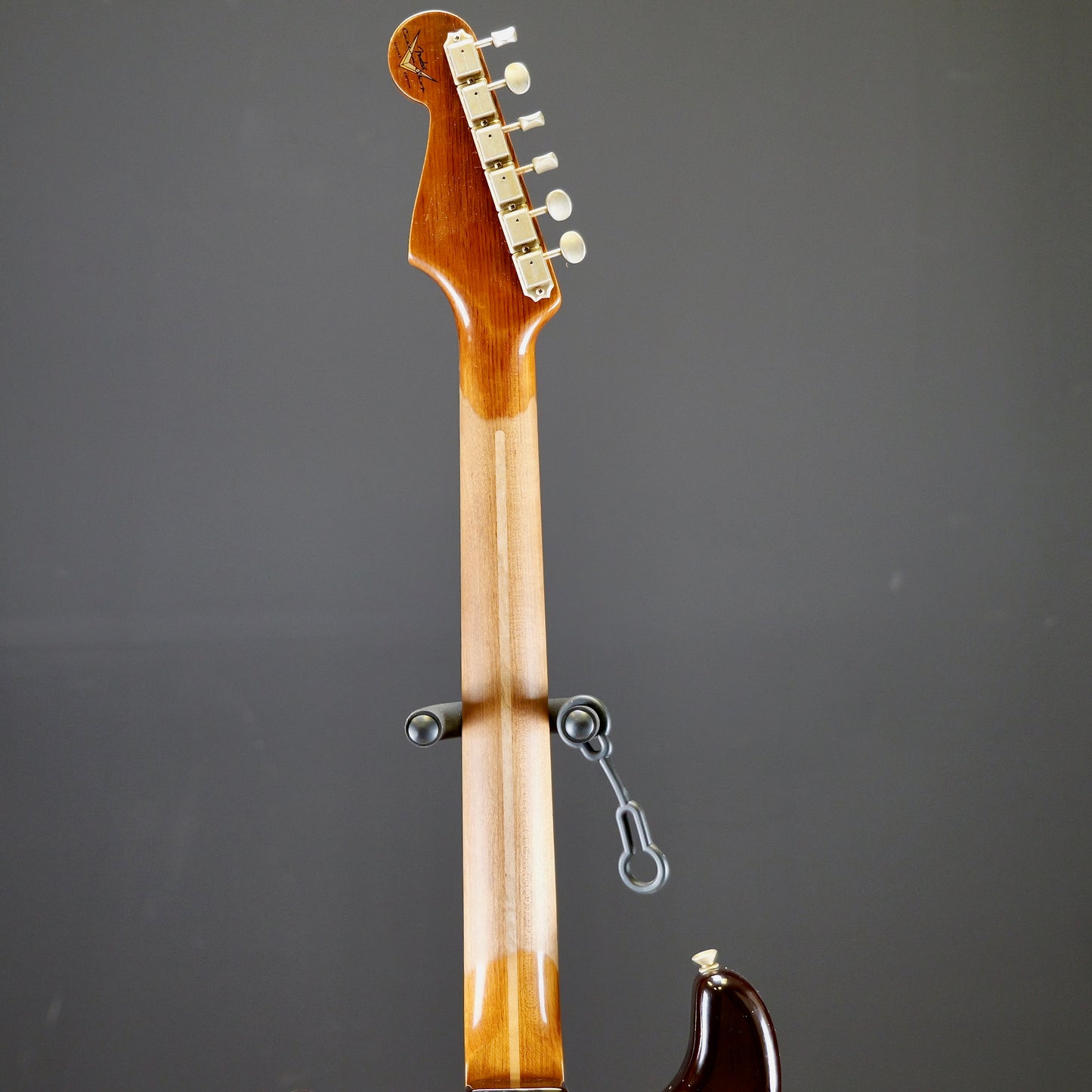 Fender Custom Shop Limited Edition 1954 Roasted Stratocaster Journeyman Relic 1-Piece Roasted Quartersawn Maple Neck Fingerboard Wide-Fade Chocolate 2-Color Sunburst