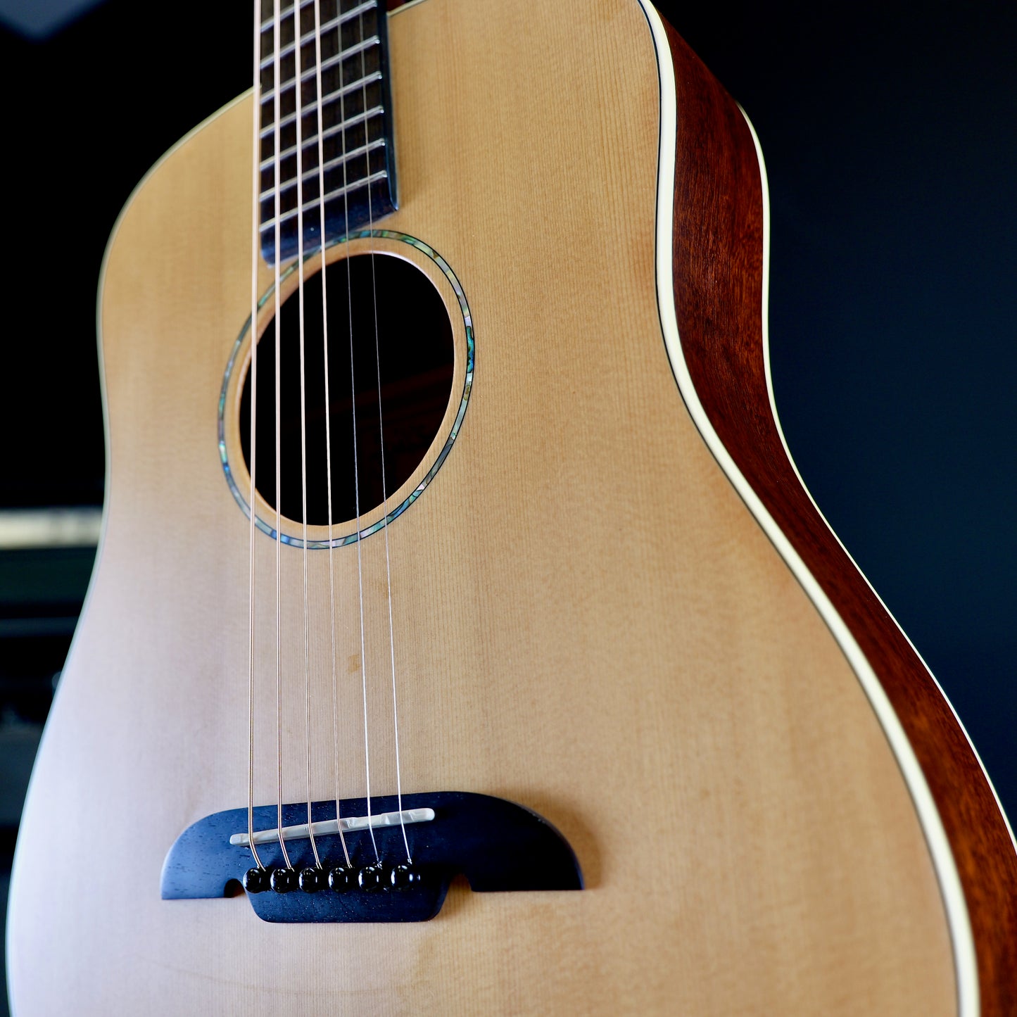 Alvarez MSD1 3/4 Travel Guitar