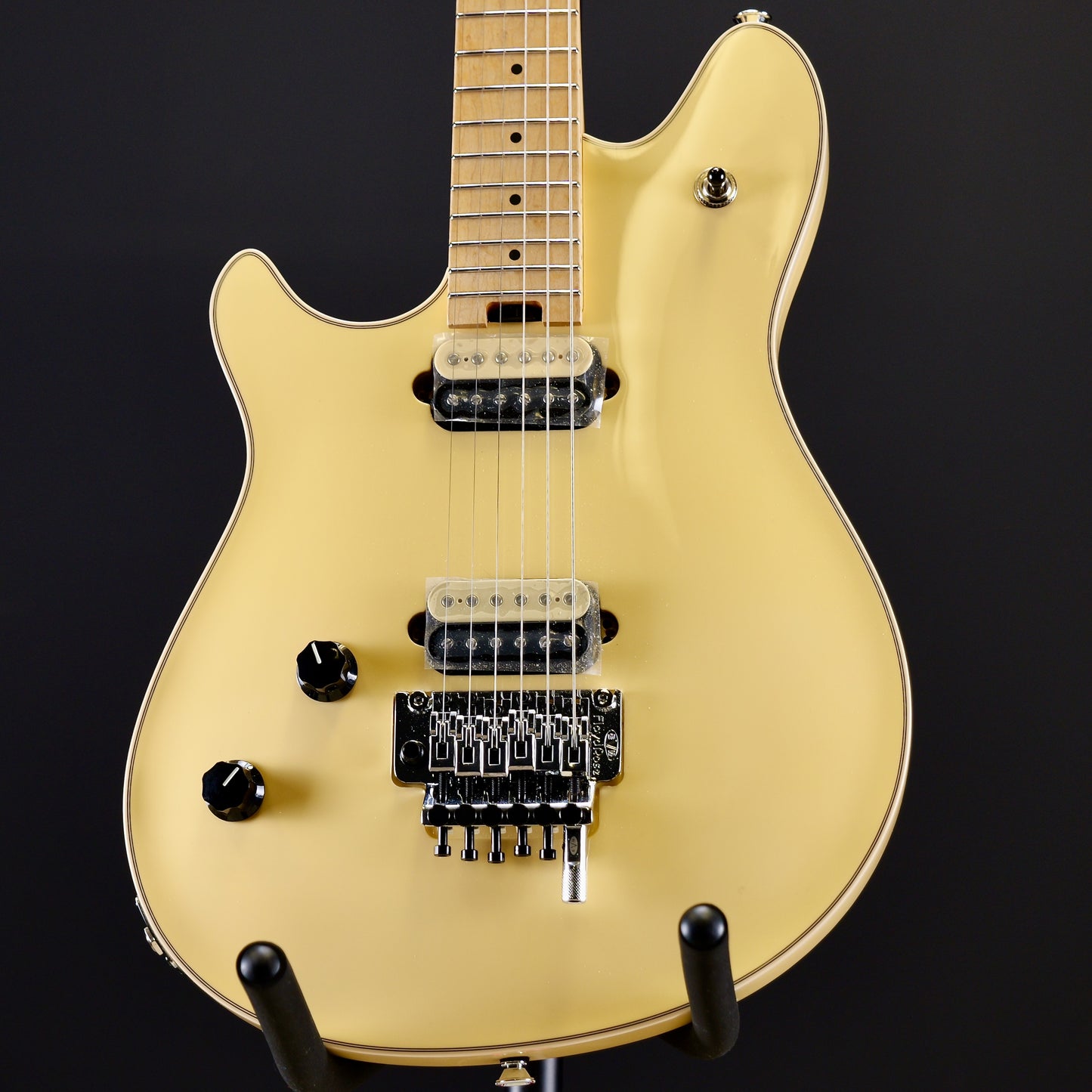 EVH Wolfgang USA Left Hand Birdseye Maple Fingerboard Vintage White