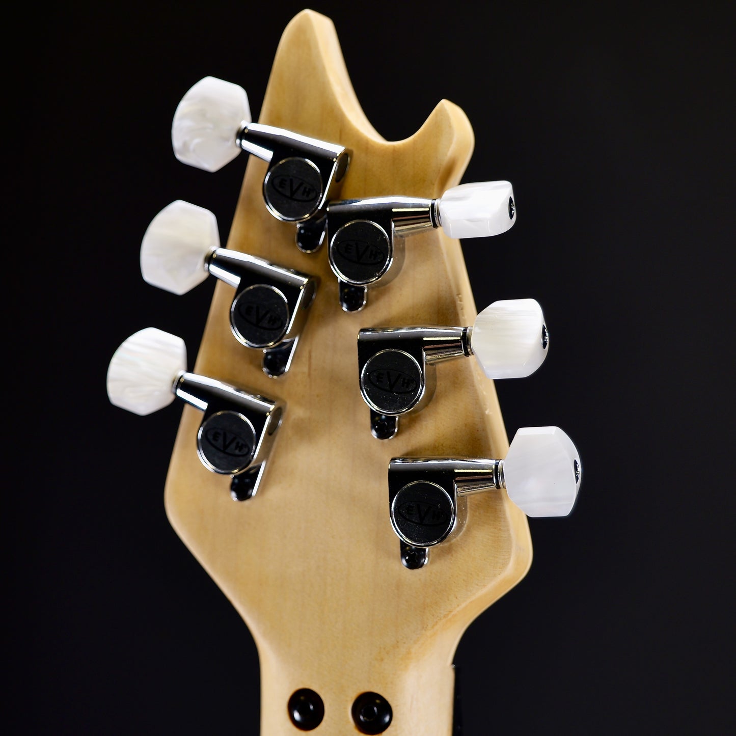 EVH Wolfgang USA Left Hand Birdseye Maple Fingerboard Vintage White