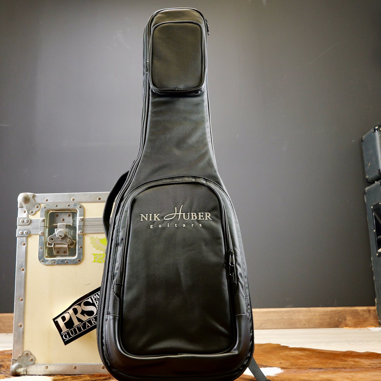 Nik Huber Krautser III Onyx Black