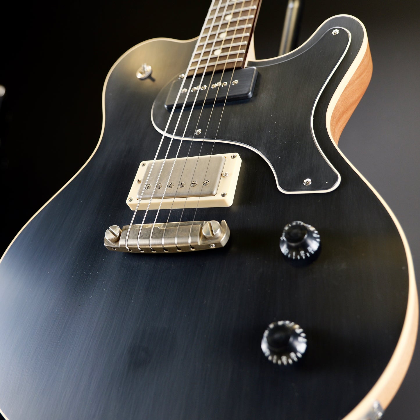Nik Huber Krautser III Onyx Black