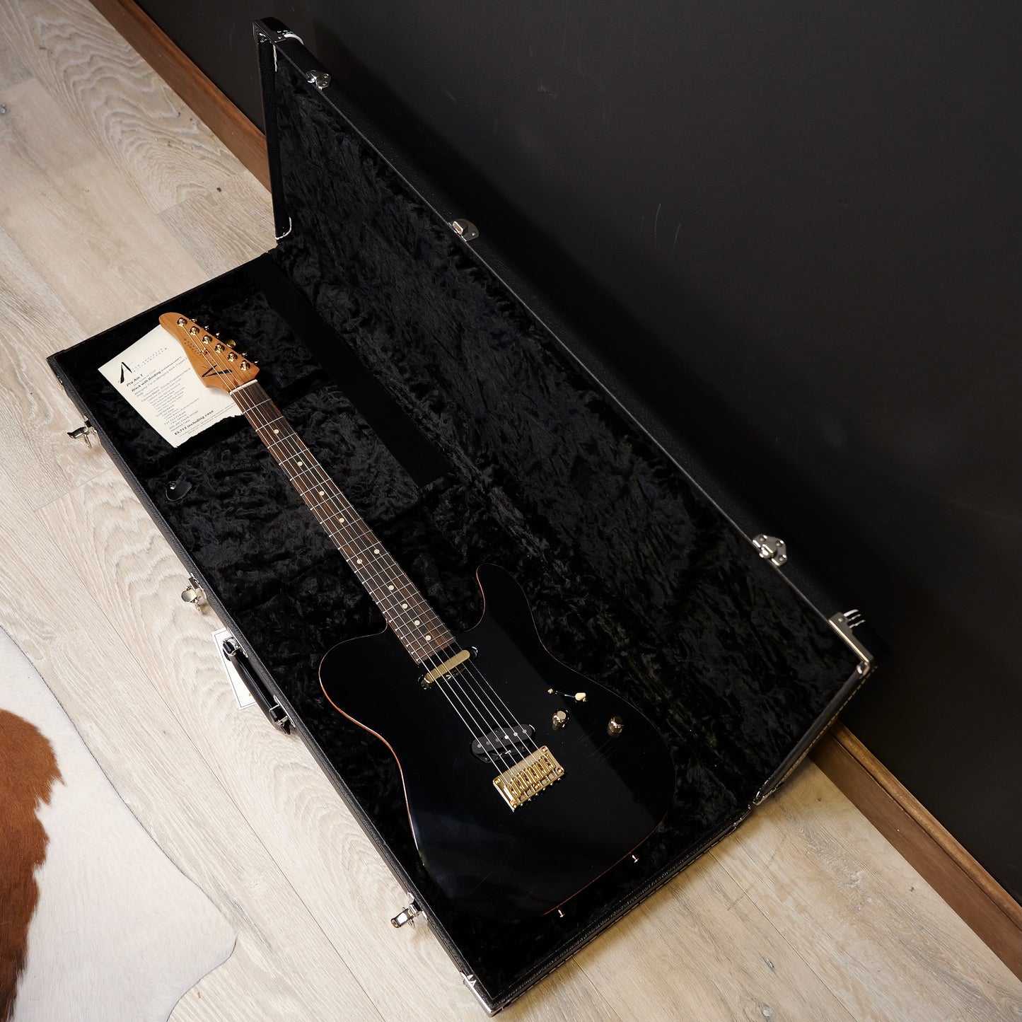 Tom Anderson Pro Am T Distressed Black