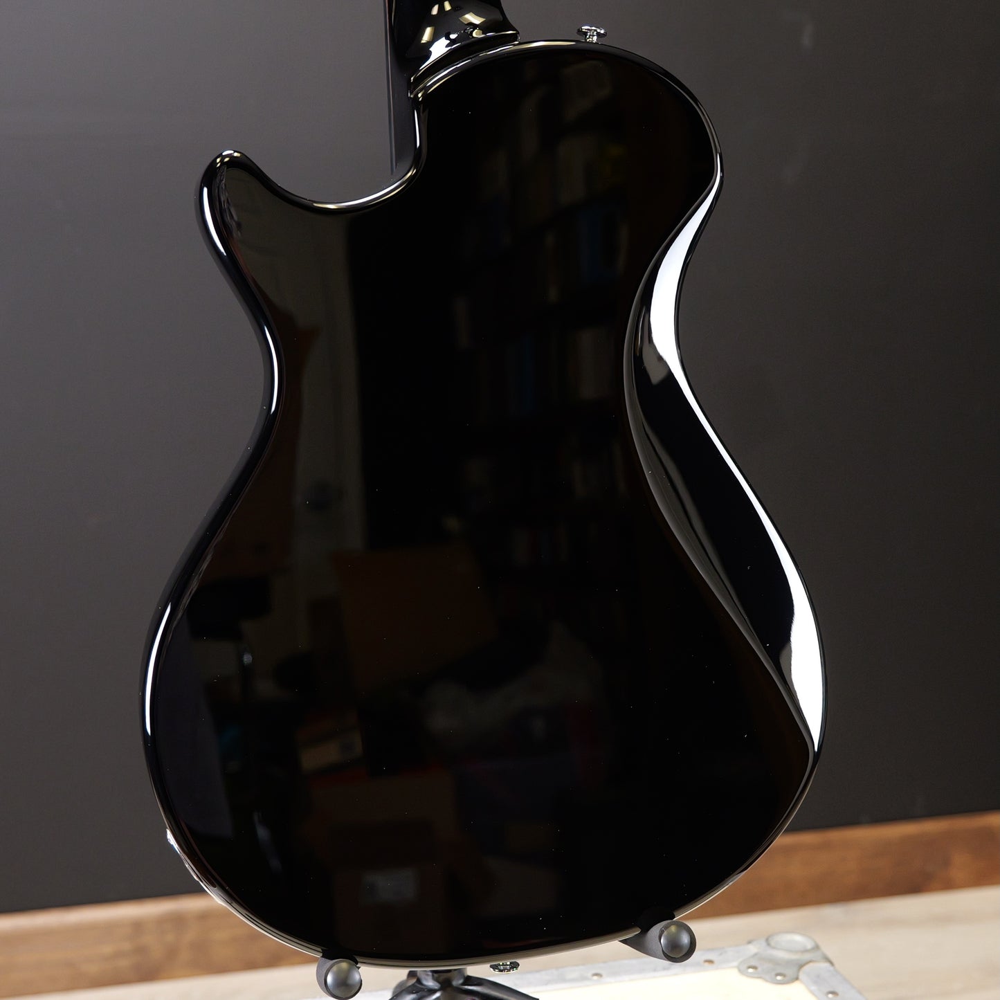 2022 PRS SE Starla Stoptail Black