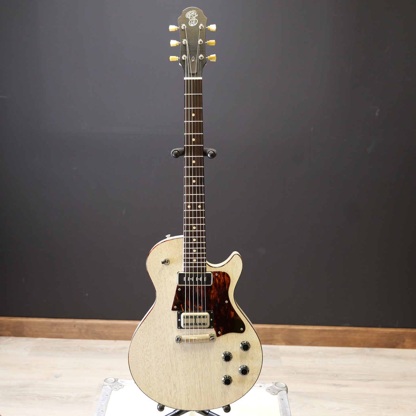 Patrick James Eggle Macon Vintage Grained Blonde
