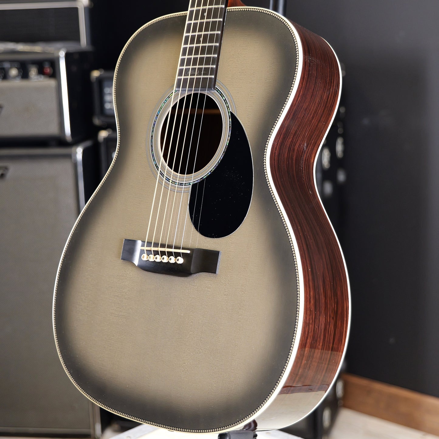 Martin OMJM John Mayer 20th Anniversary Platinum Gray Burst #983/1000
