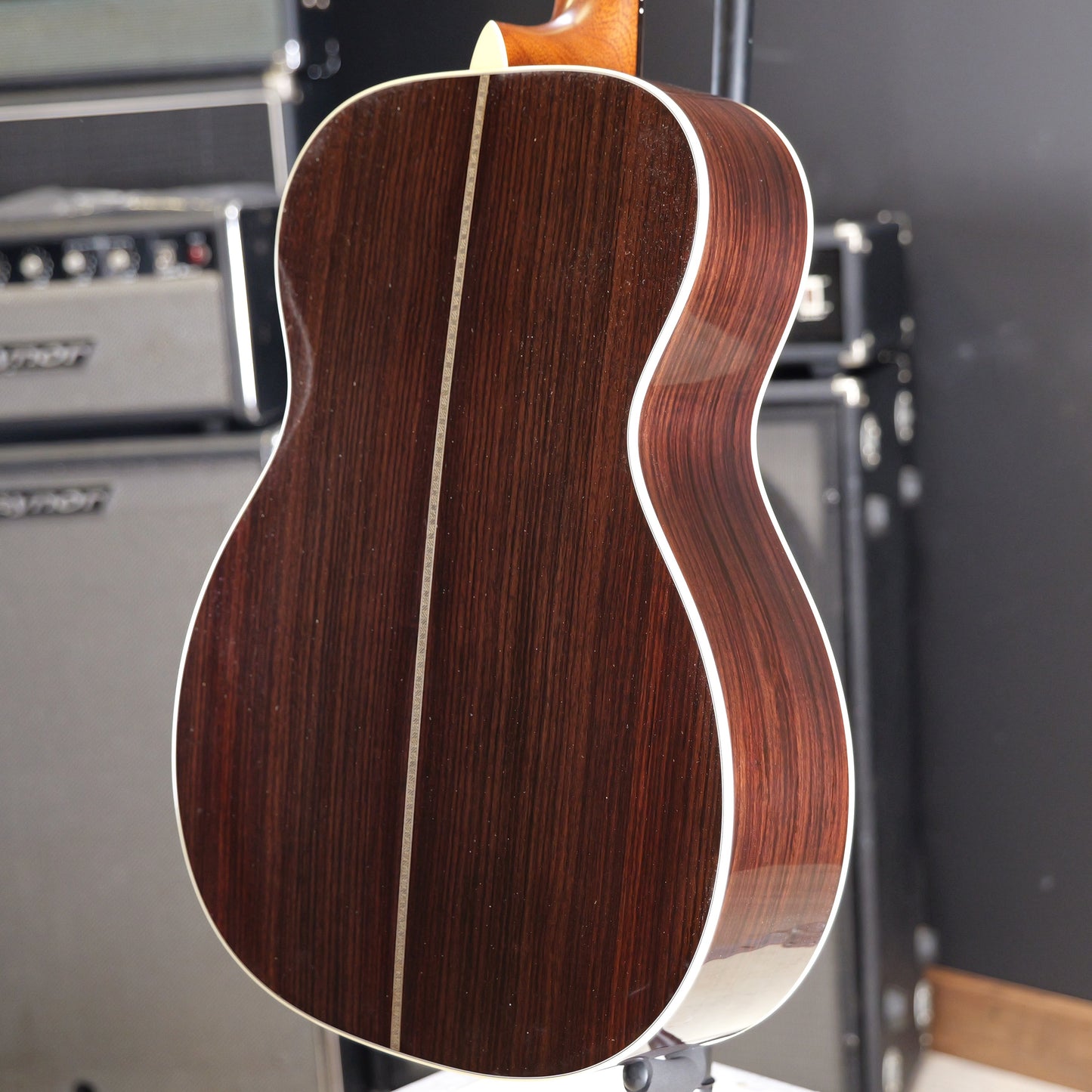 Martin OMJM John Mayer 20th Anniversary Platinum Gray Burst #983/1000
