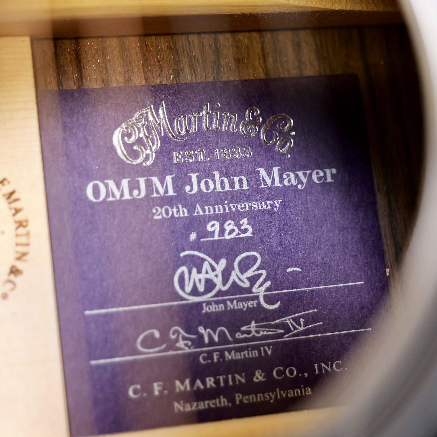 Martin OMJM John Mayer 20th Anniversary Platinum Gray Burst #983/1000