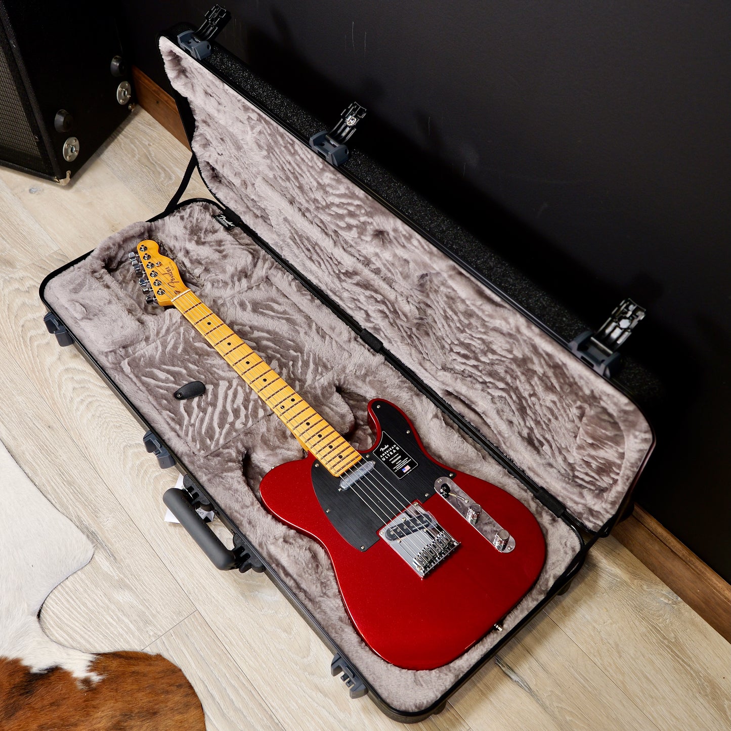 Fender American Ultra II Telecaster Maple Fingerboard Sinister Red