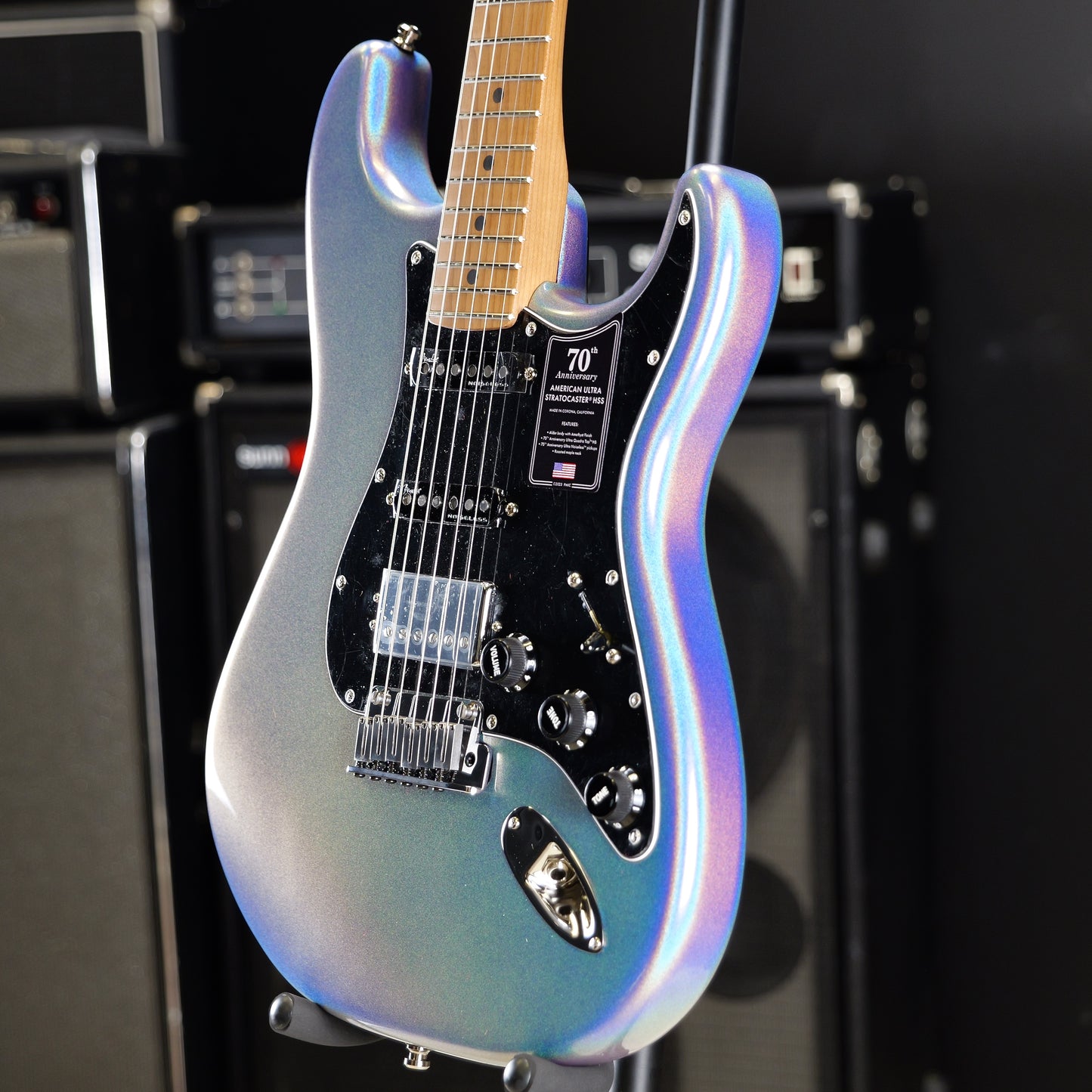 Fender 70th Anniversary Ultra Stratocaster HSS Maple Fingerboard Amethyst