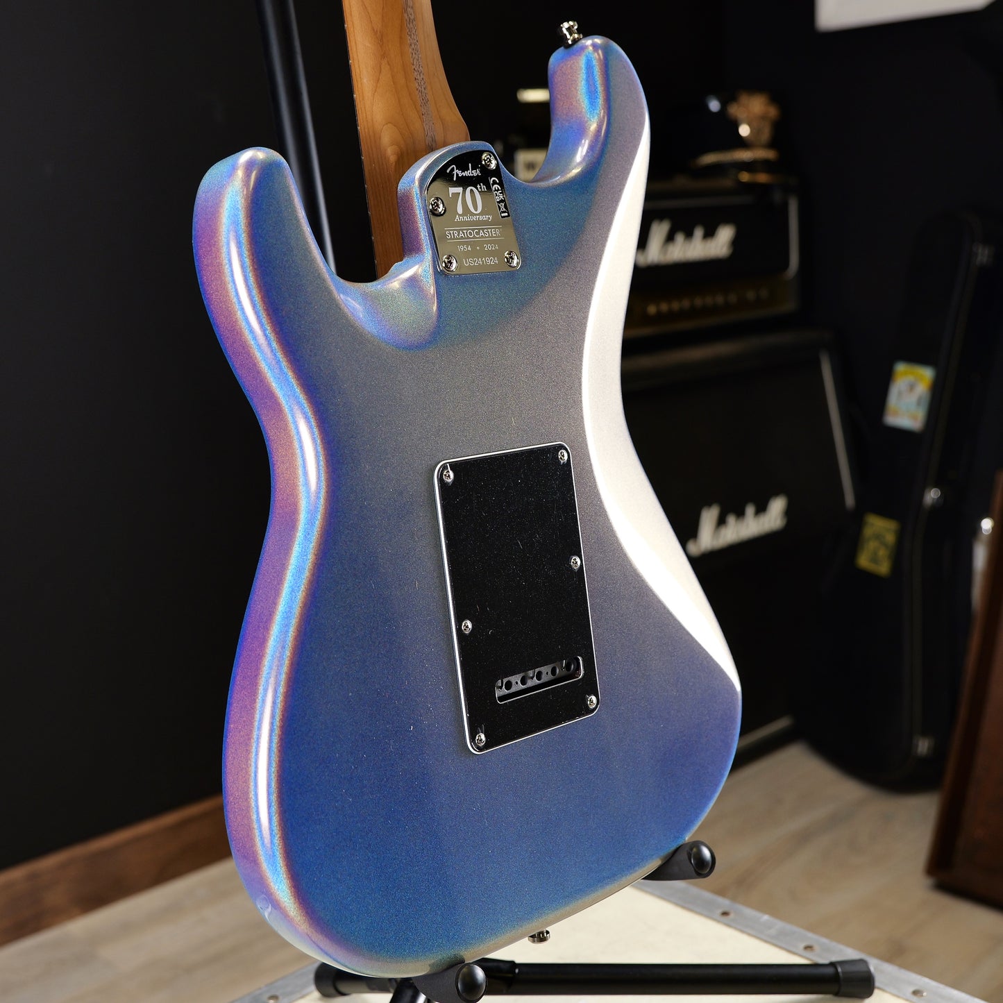 Fender 70th Anniversary Ultra Stratocaster HSS Maple Fingerboard Amethyst