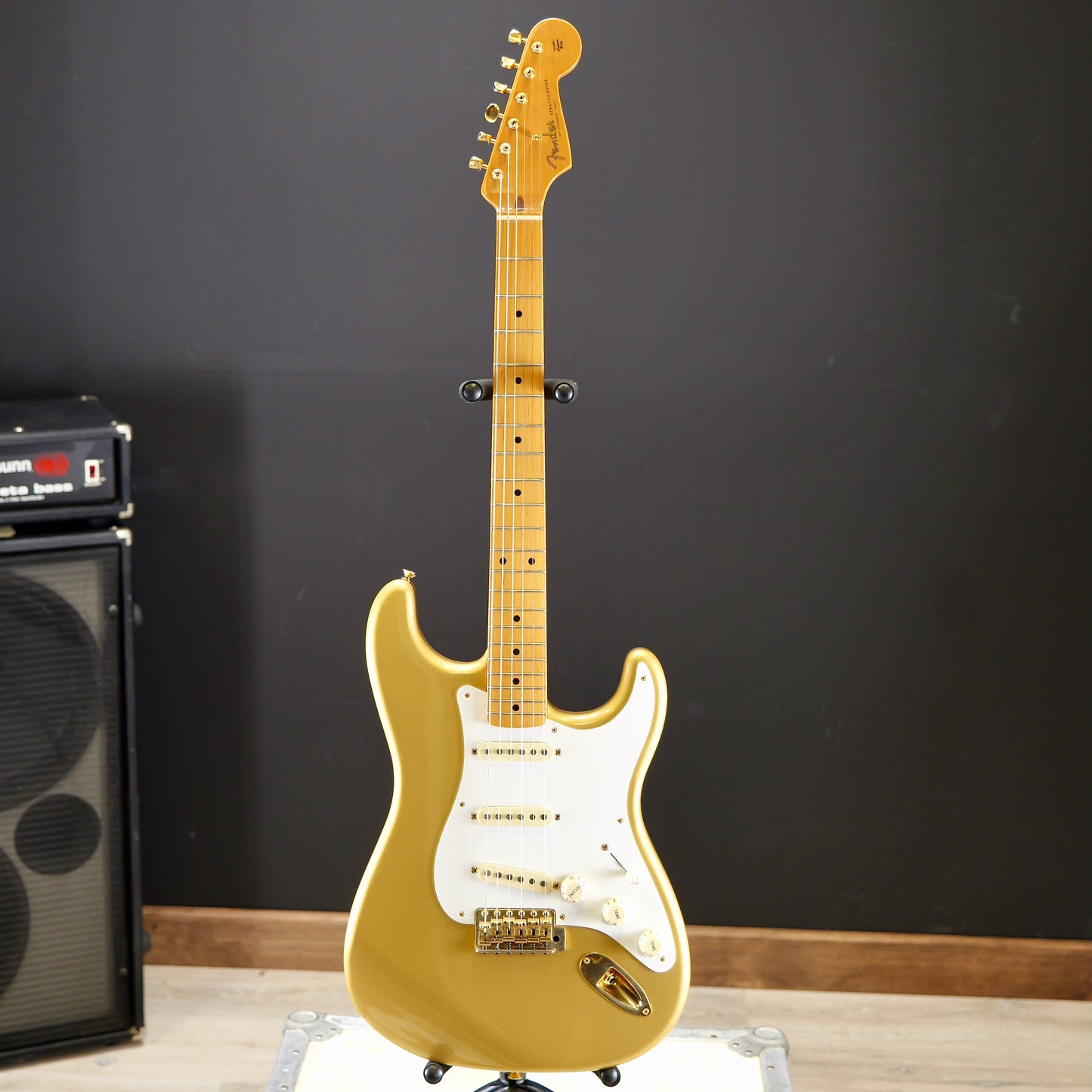 Fender 50th Anniversary Golden Stratocaster Maple Fingerboard Aztec Gold