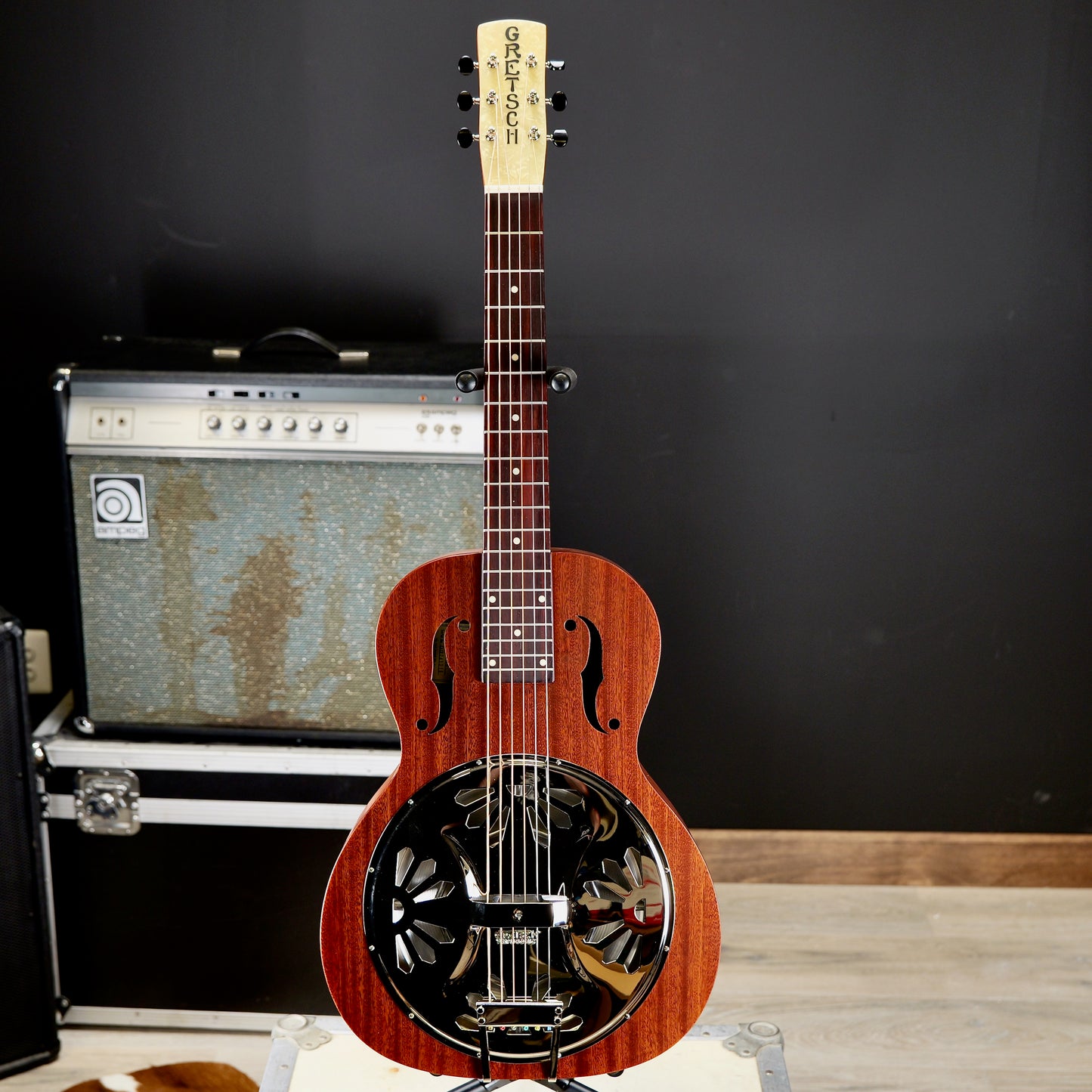Gretsch G9210 Boxcar Square-Neck Mahogany Body Resonator Guitar Natural