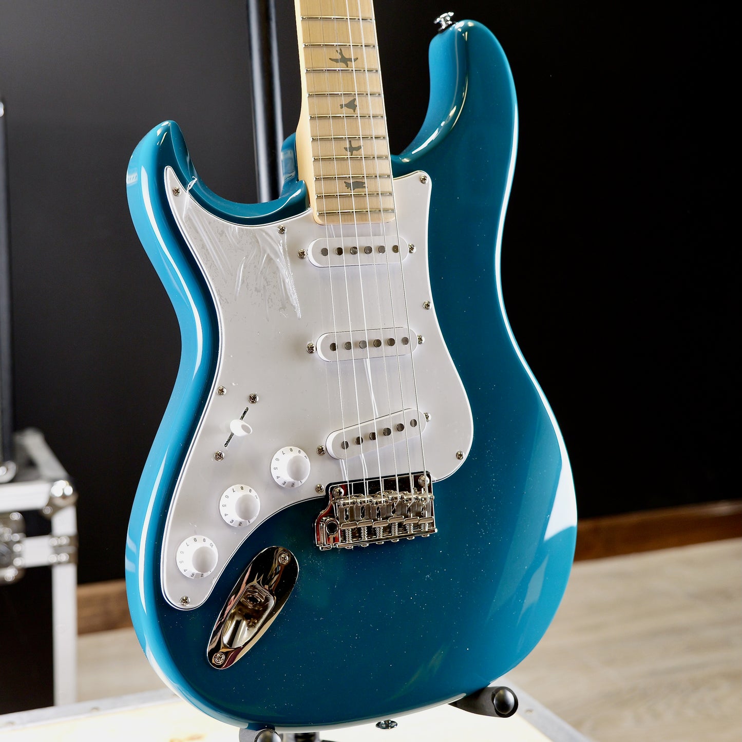 PRS SE Silver Sky Rosewood Lefty Maple Nylon Blue