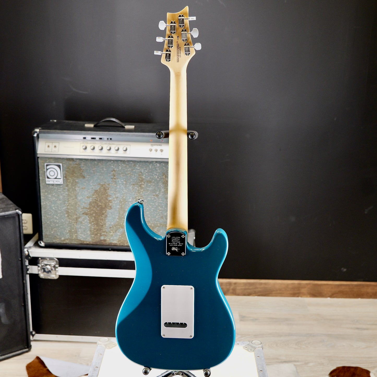 PRS SE Silver Sky Rosewood Lefty Maple Nylon Blue