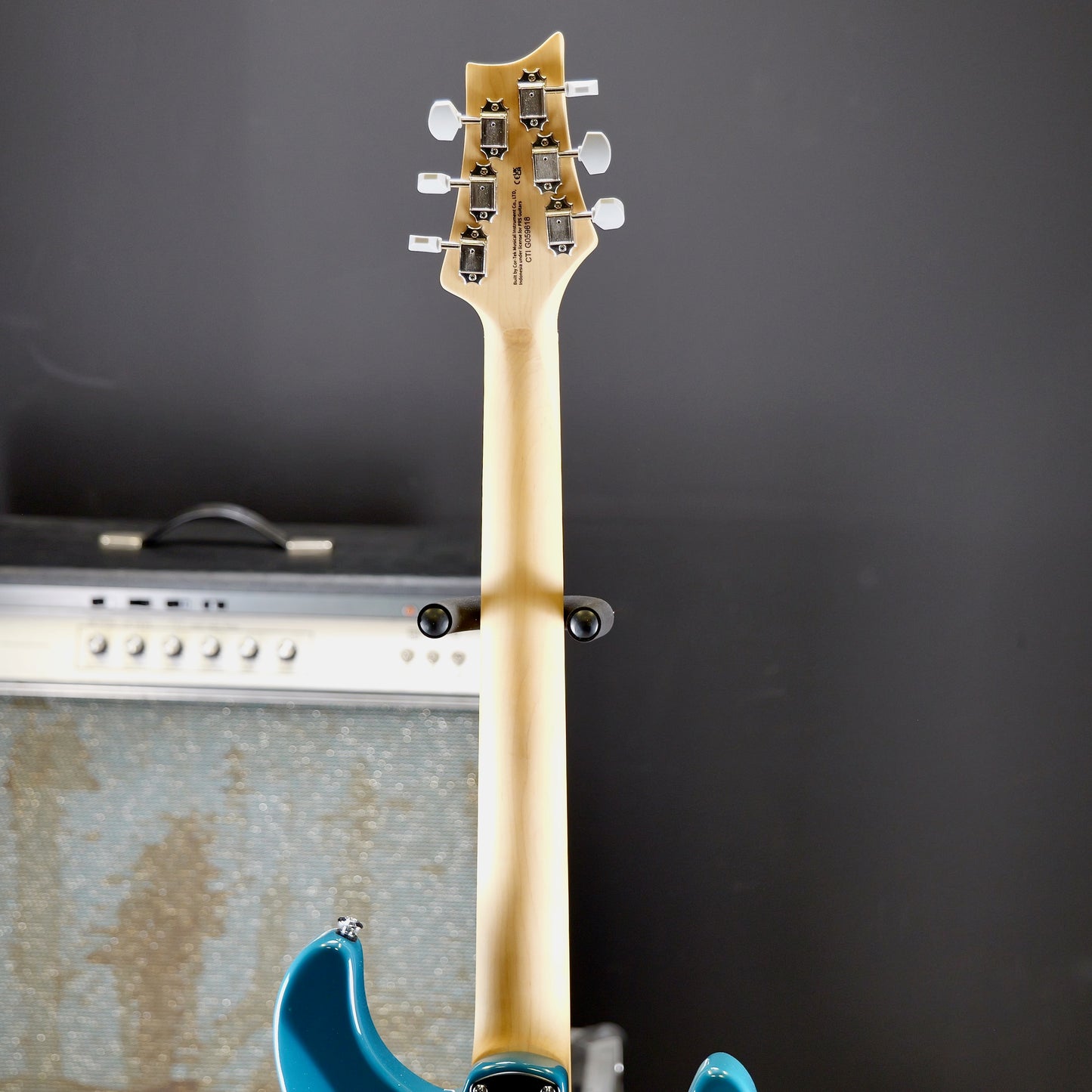 PRS SE Silver Sky Rosewood Lefty Maple Nylon Blue