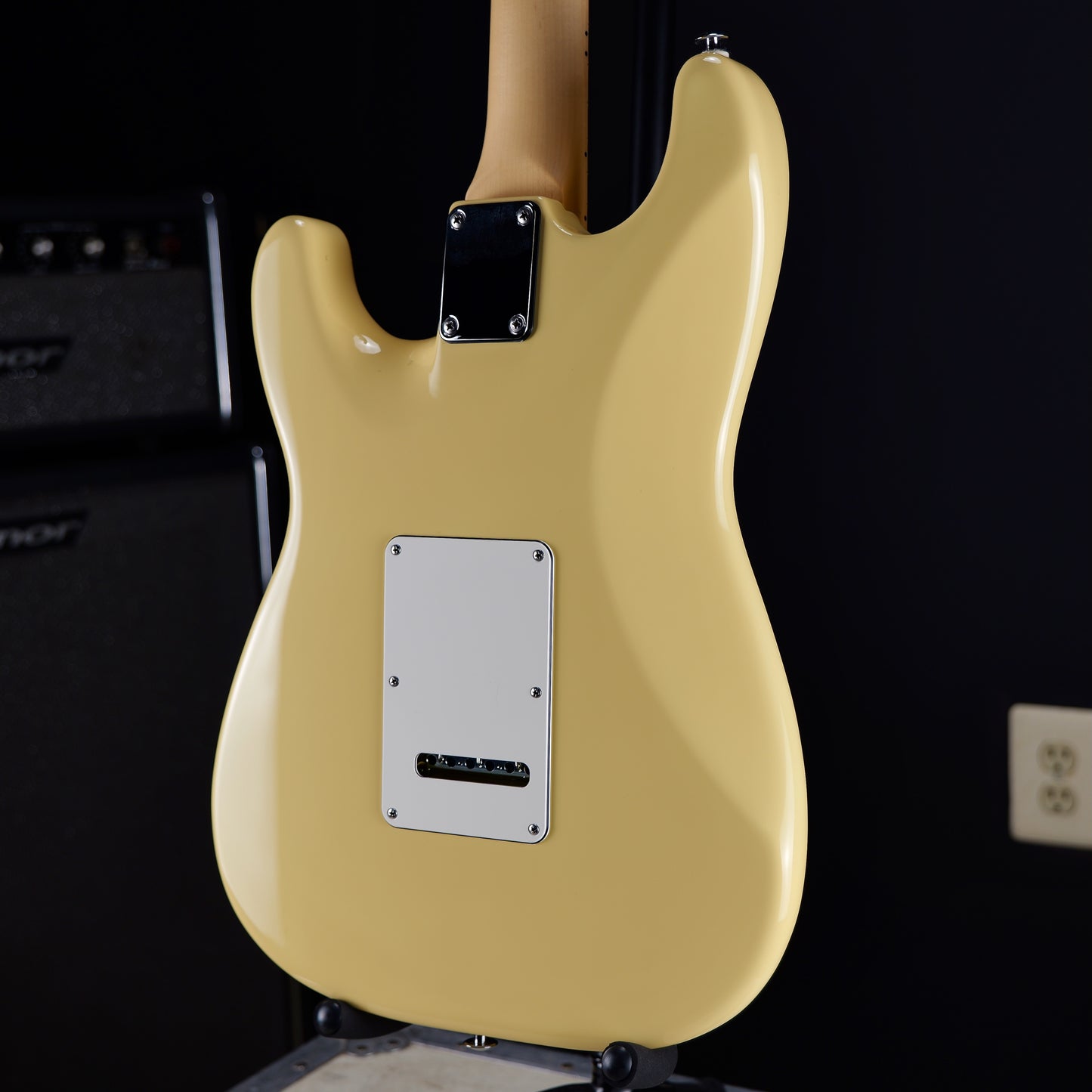 Suhr Modern Classic S Maple Vintage Yellow