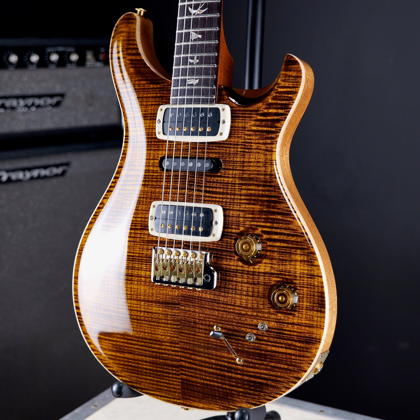 PRS Modern Eagle V 10 Top Yellow Tiger