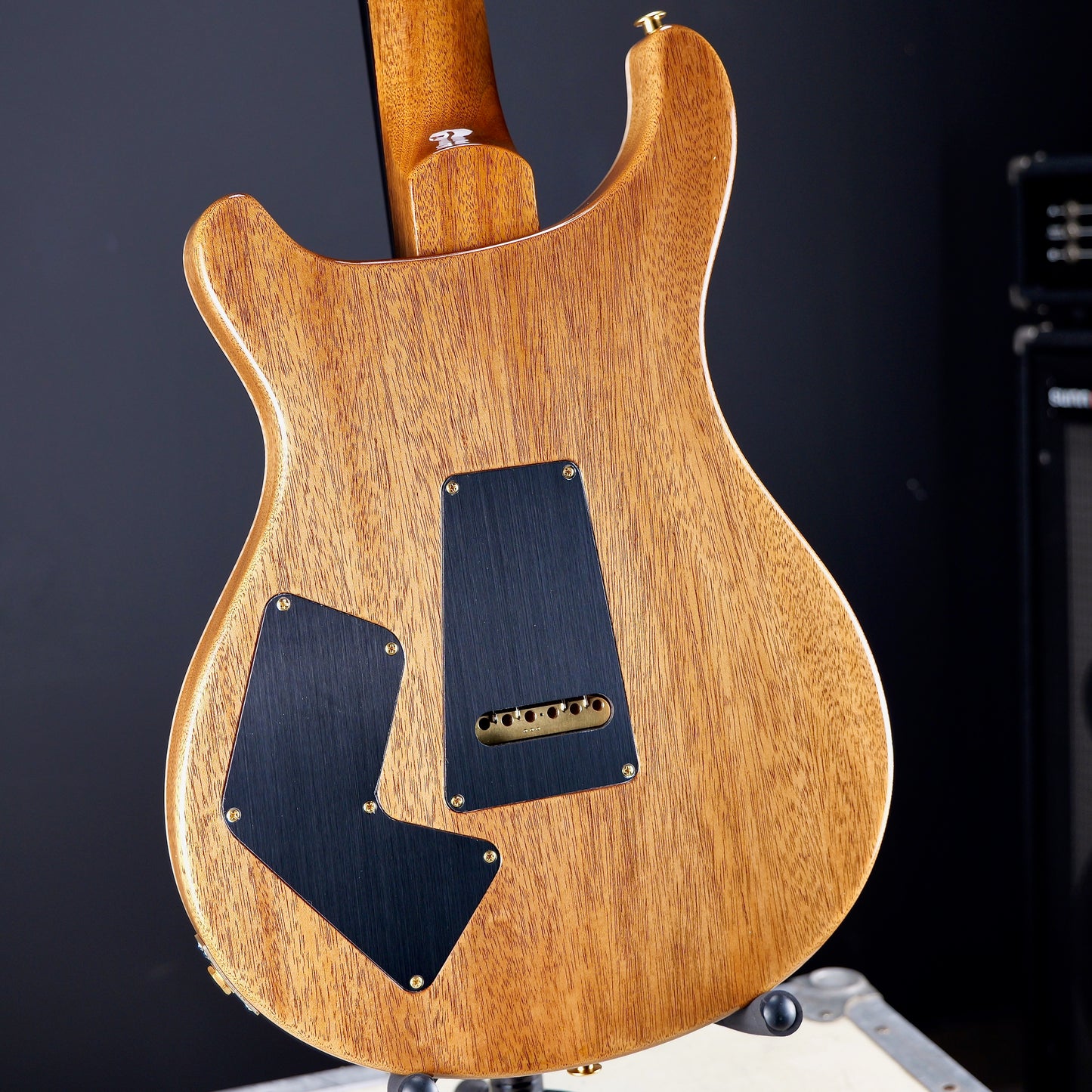 PRS Modern Eagle V 10 Top Yellow Tiger
