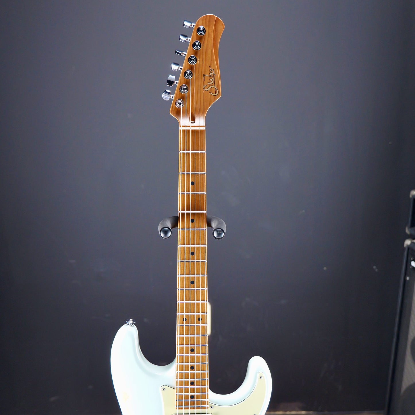 Suhr Ian Thornley Classic S Antique Sonic White