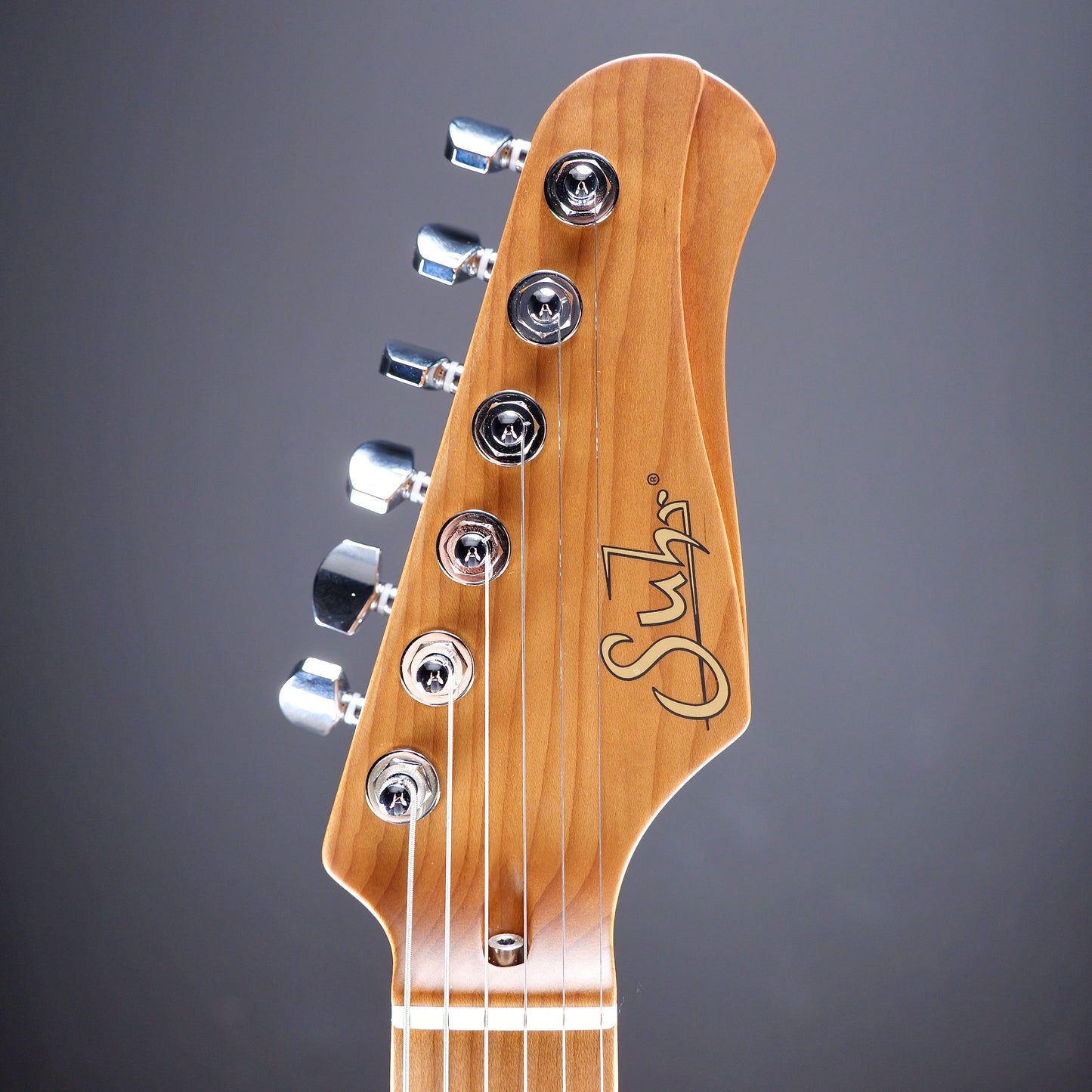 Suhr Ian Thornley Classic S Antique Sonic White