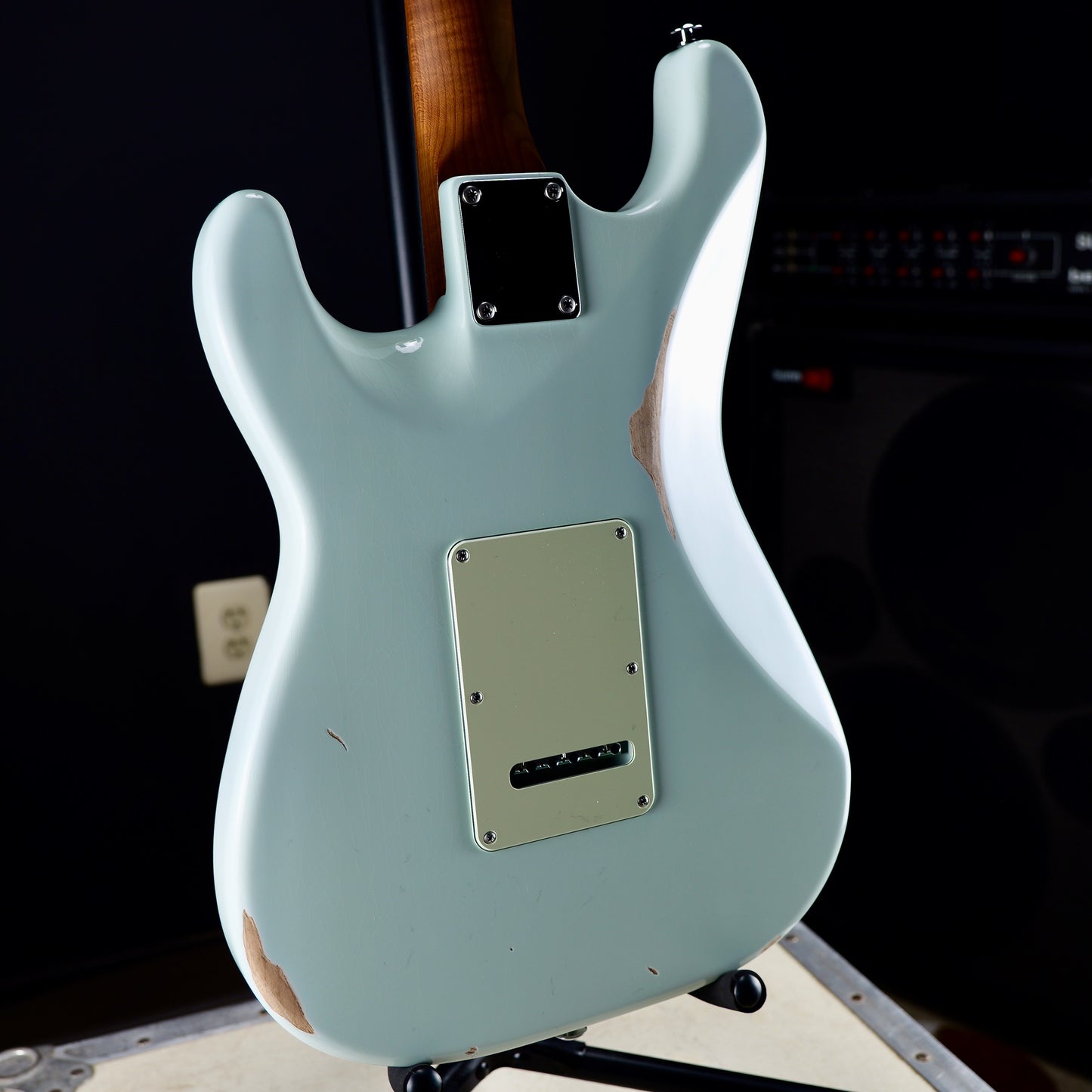 Suhr Ian Thornley Classic S Antique Sonic White