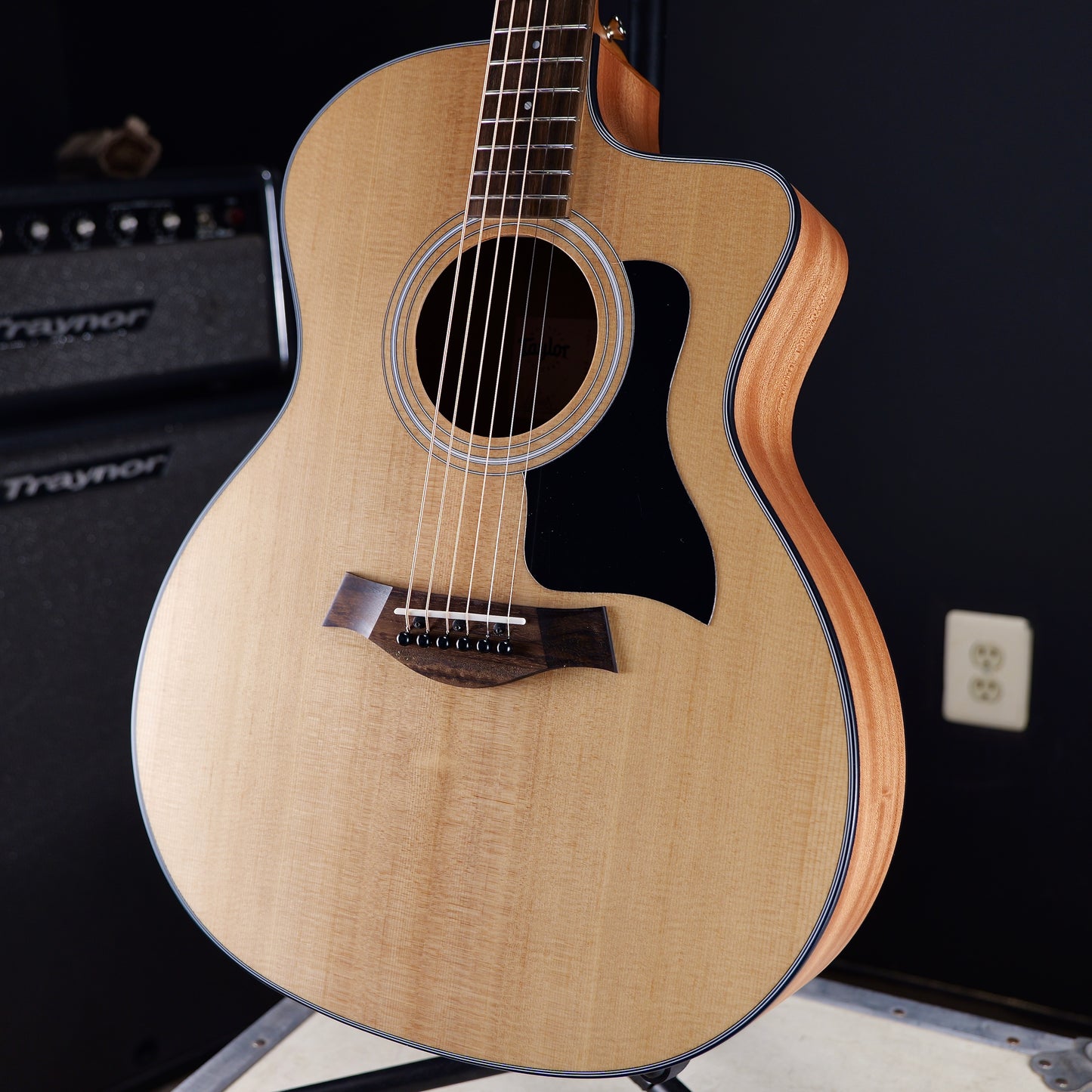 Taylor 114ce