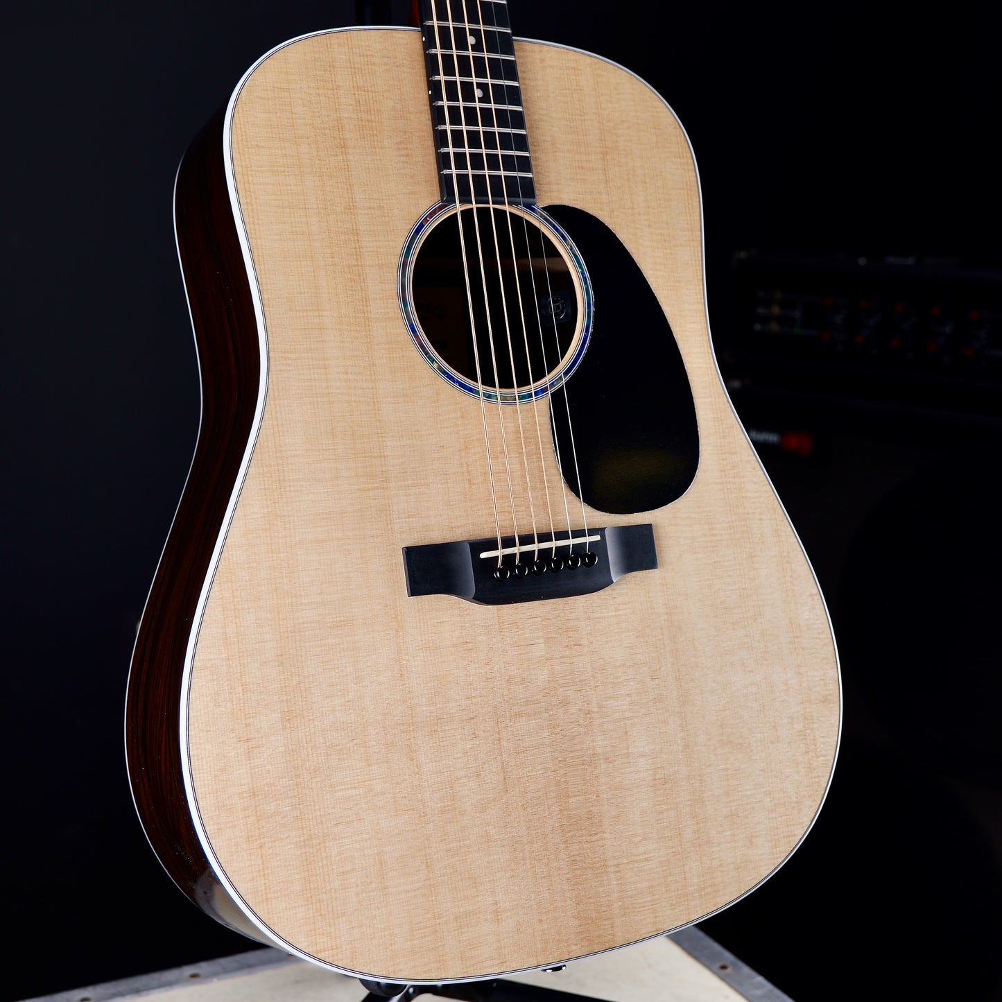 Martin D-13E