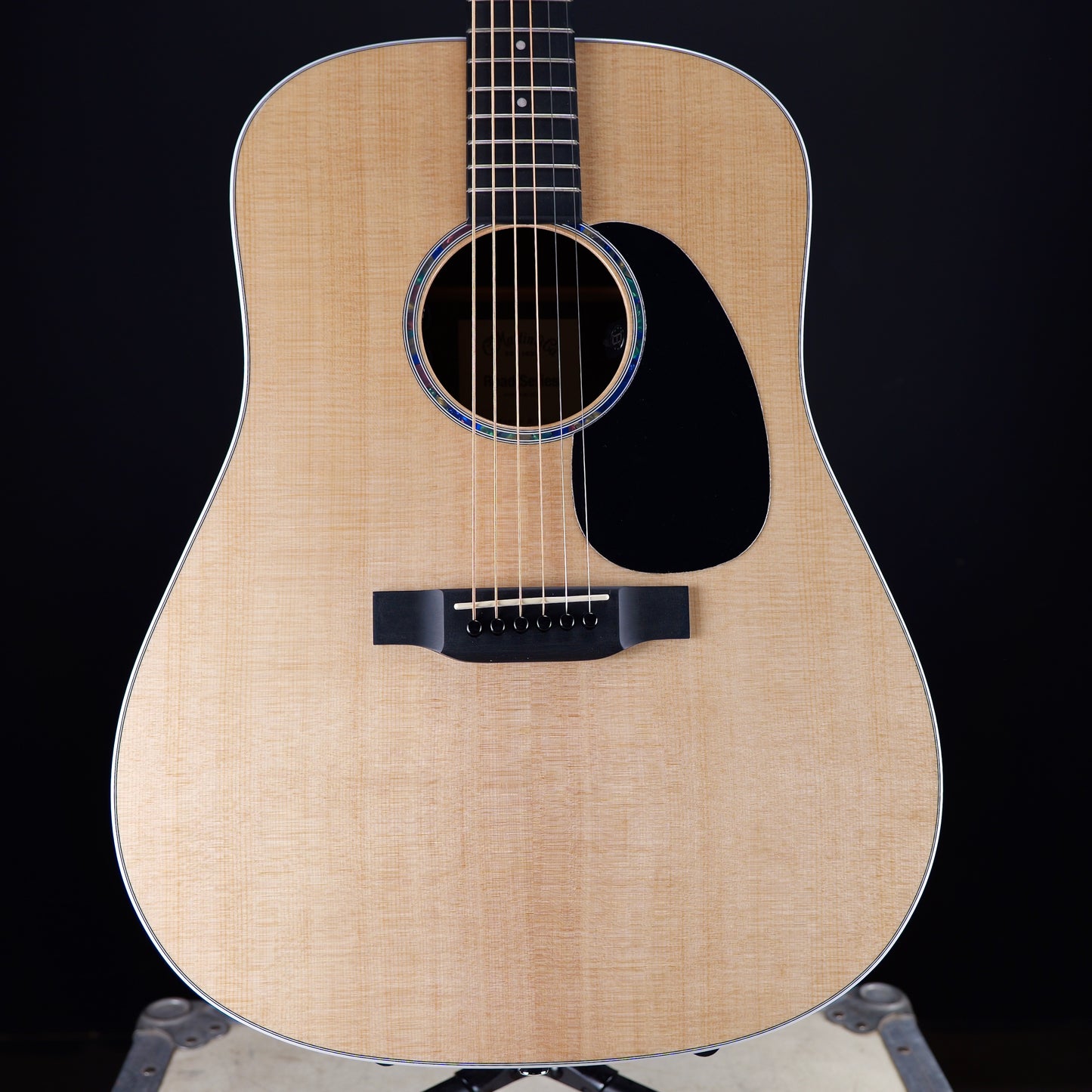 Martin D-13E