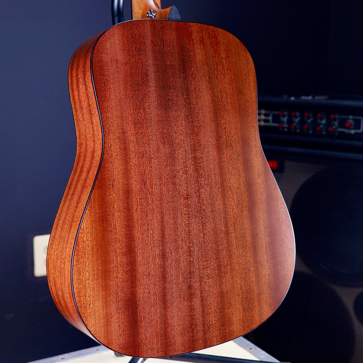 Martin DX10E