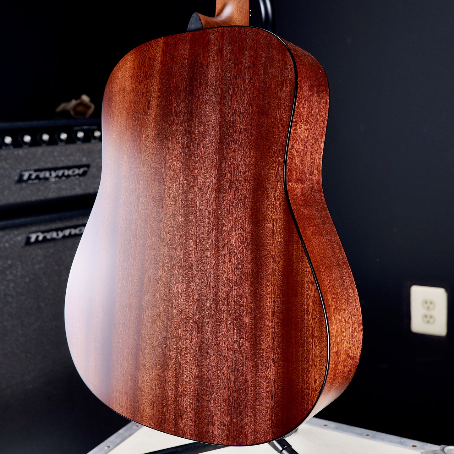Martin DX10E