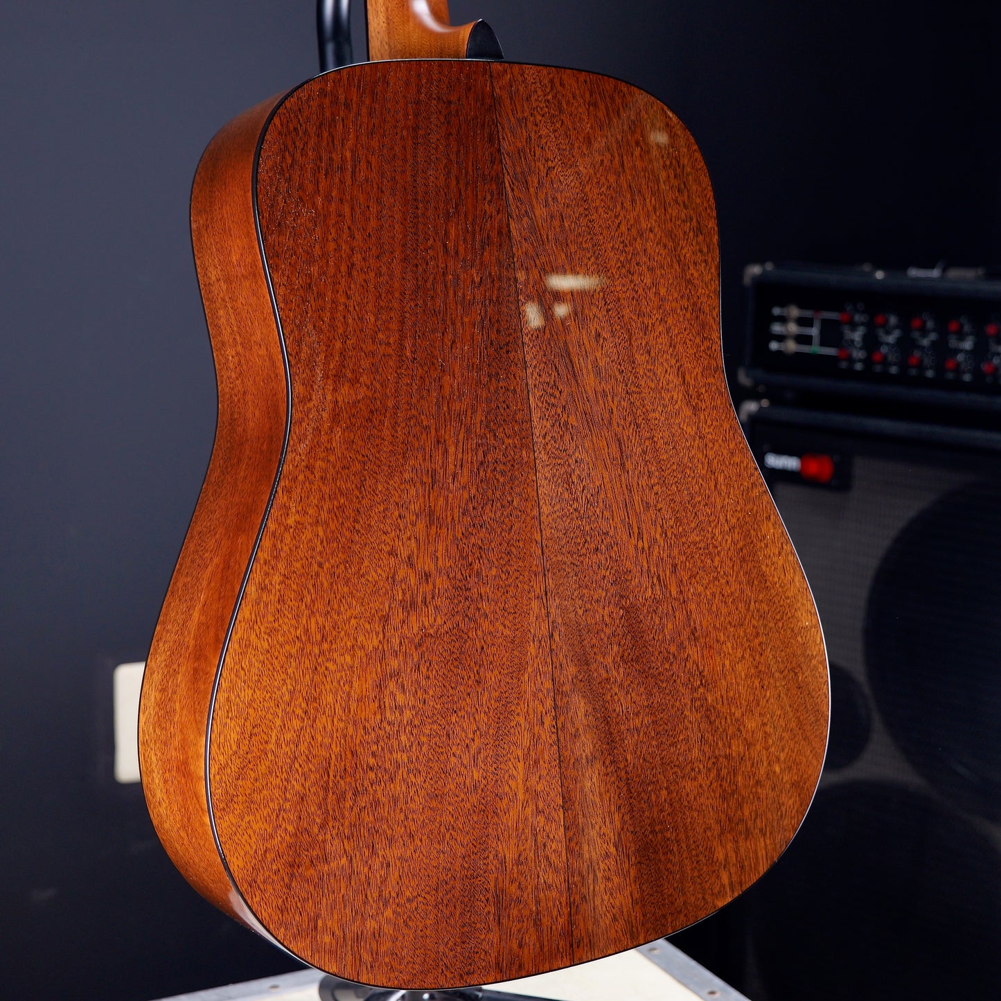 Martin D-18