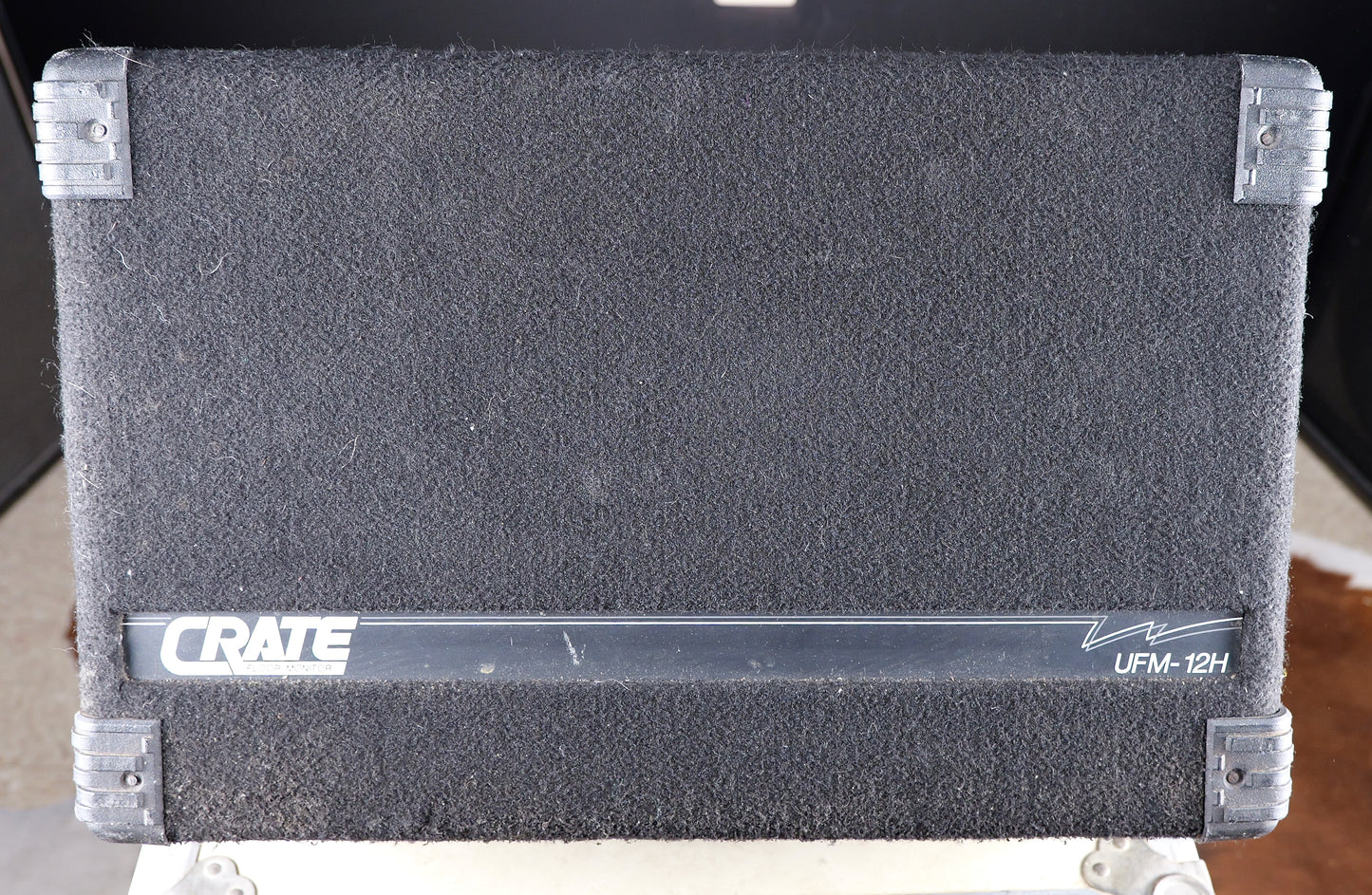 Crate UFM-12H