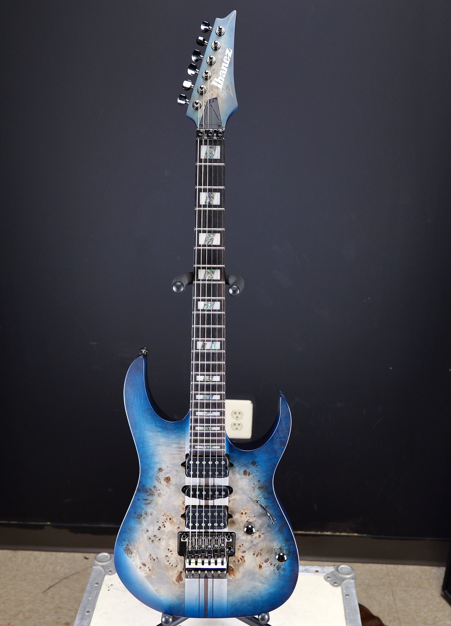 Ibanez Premium RGT1270PB Cosmic Blue Starburst Flat