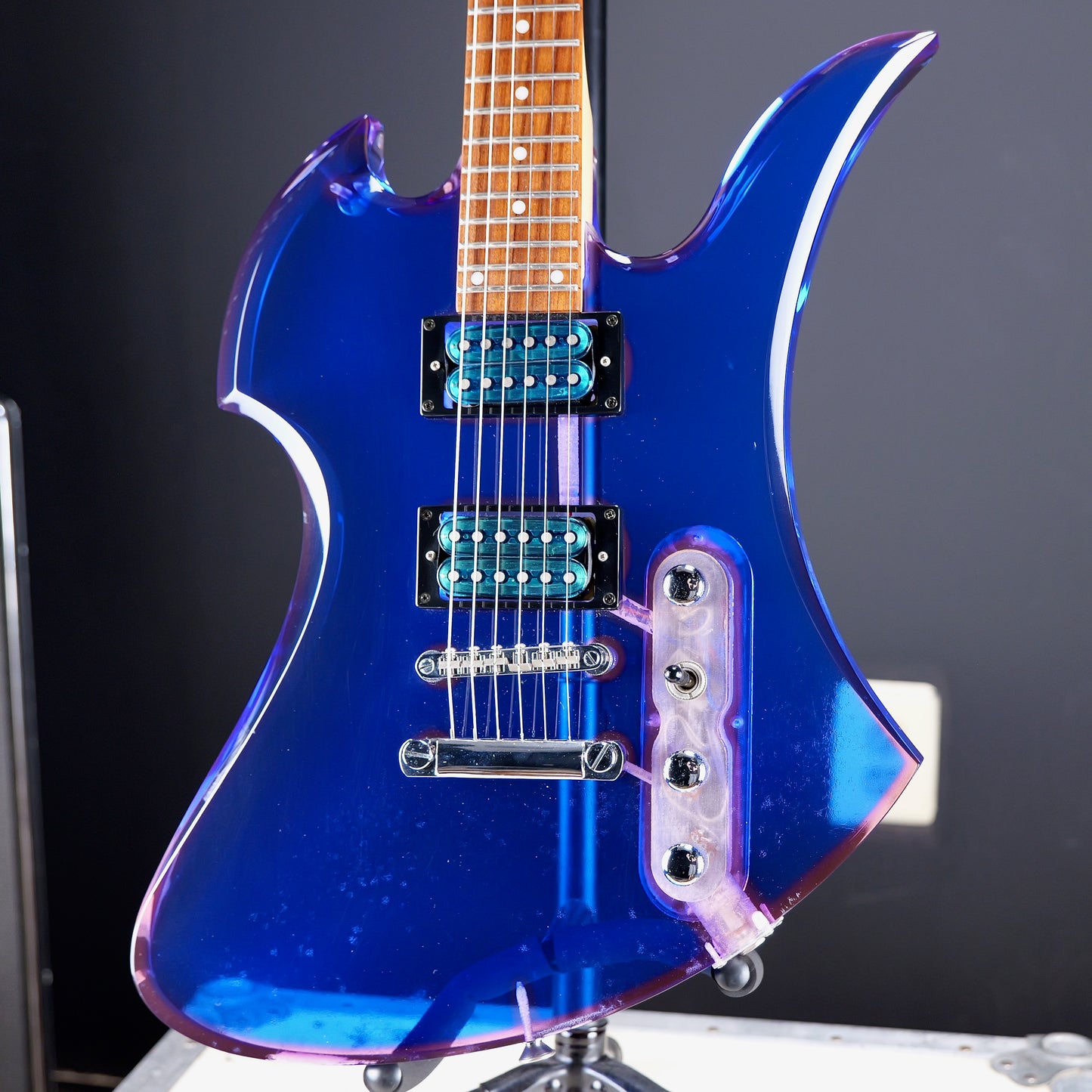 B.C. Rich Mockingbird Acrylic Ice Blue