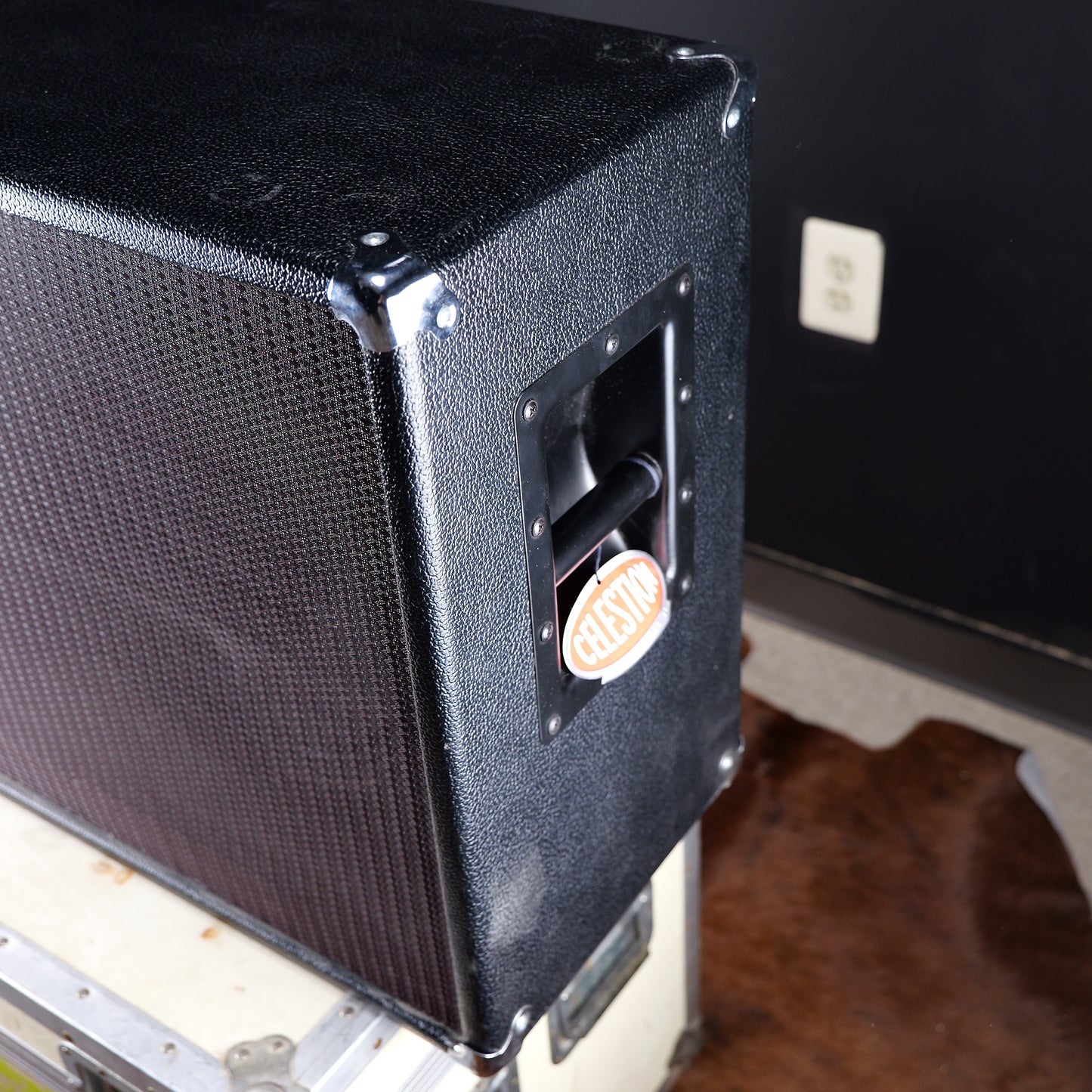 Avatar 2x12 Cabinet