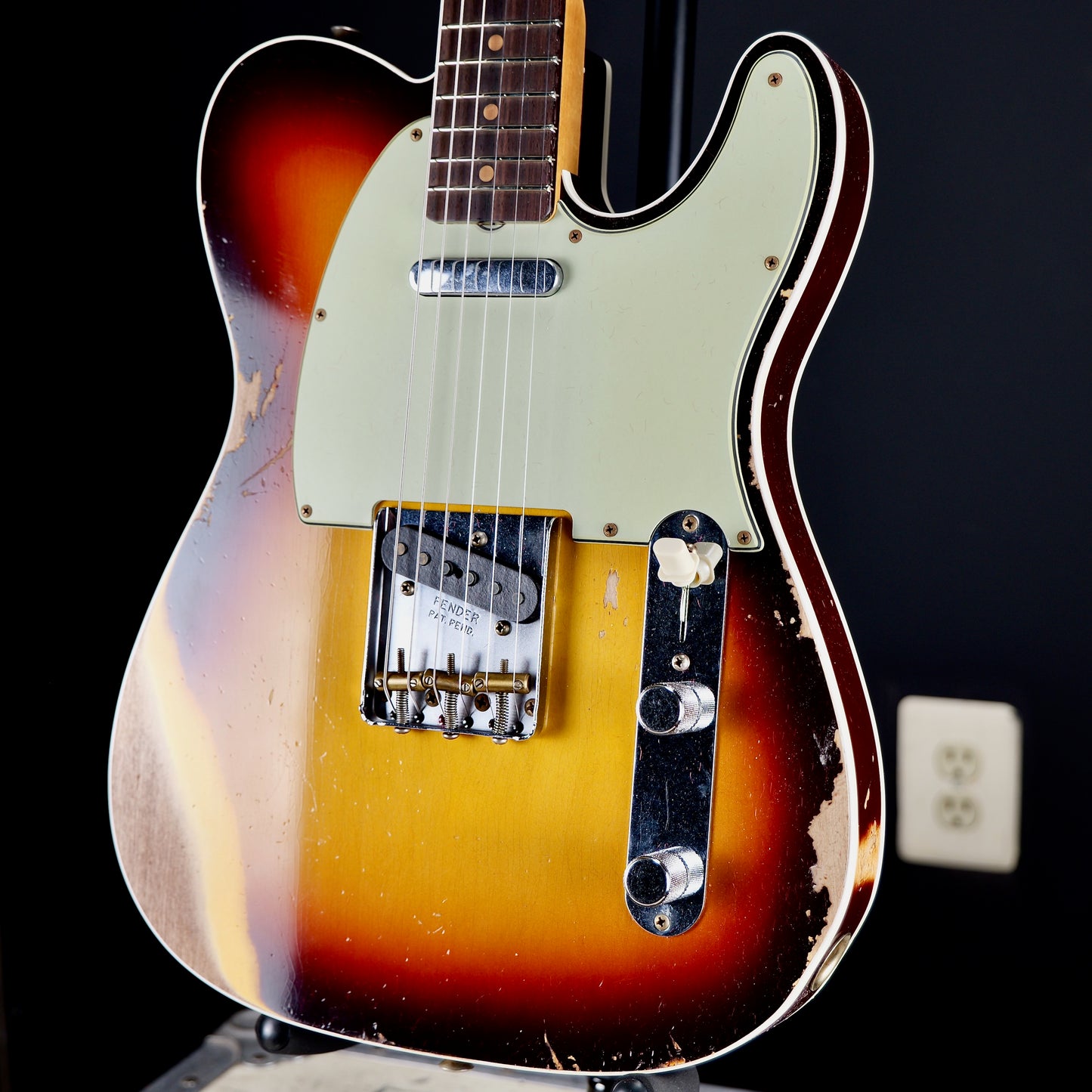Fender 1960 Telecaster Custom Heavy Relic 3A Rosewood Fingerboard Super Faded Aged Chocolate 3-Color Sunburst