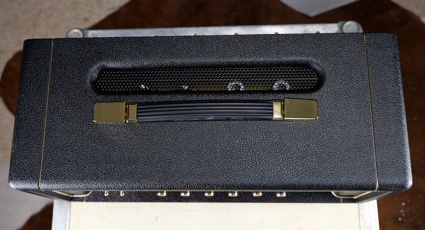 Suhr SL15