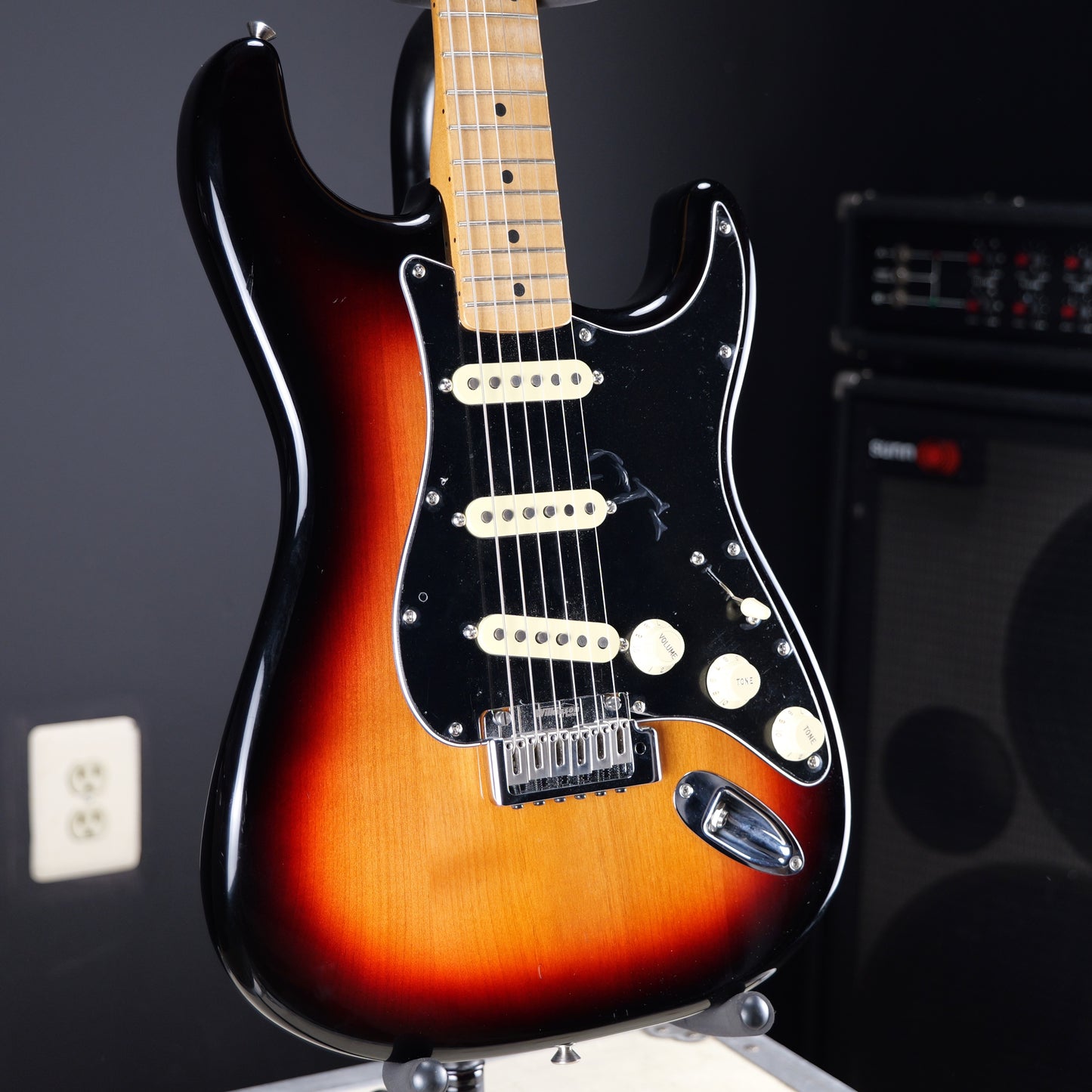 Fender Player II Stratocaster 3-Tone Sunburst