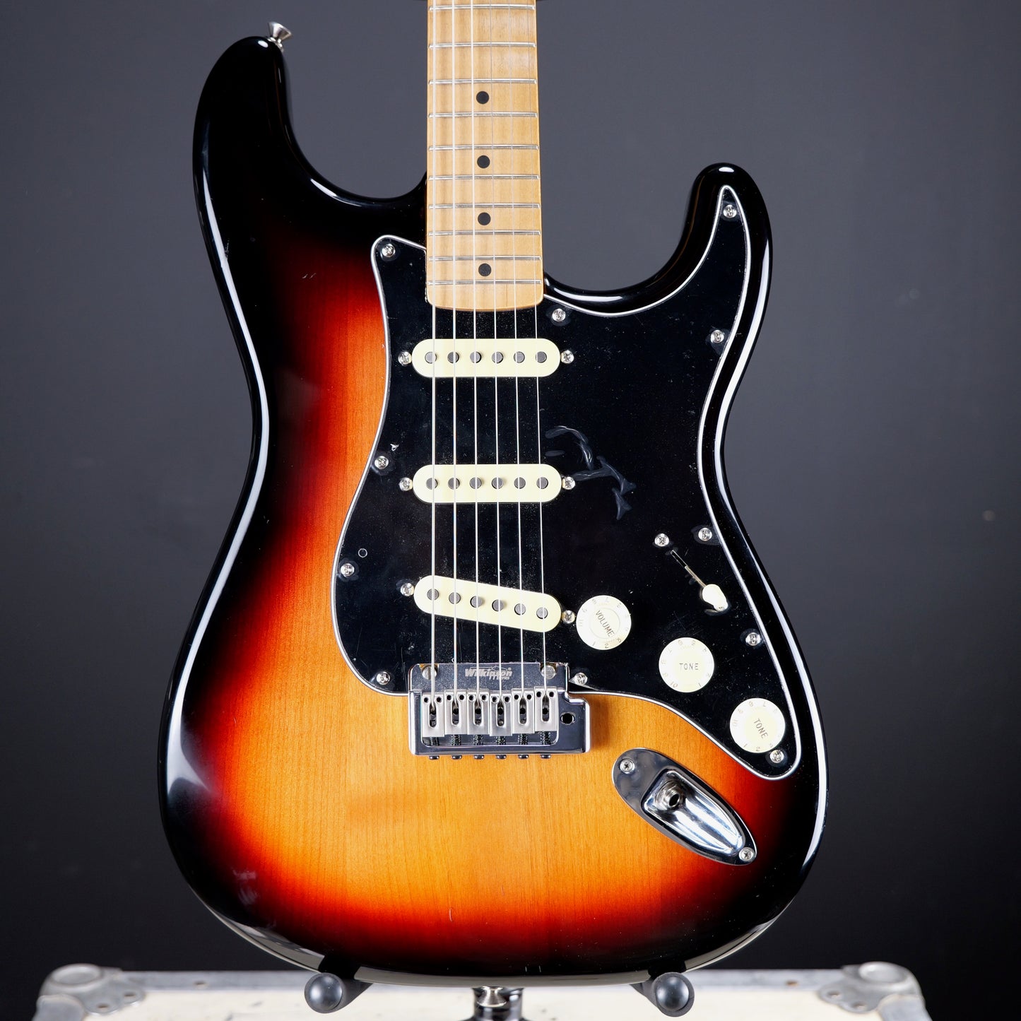 Fender Player II Stratocaster 3-Tone Sunburst
