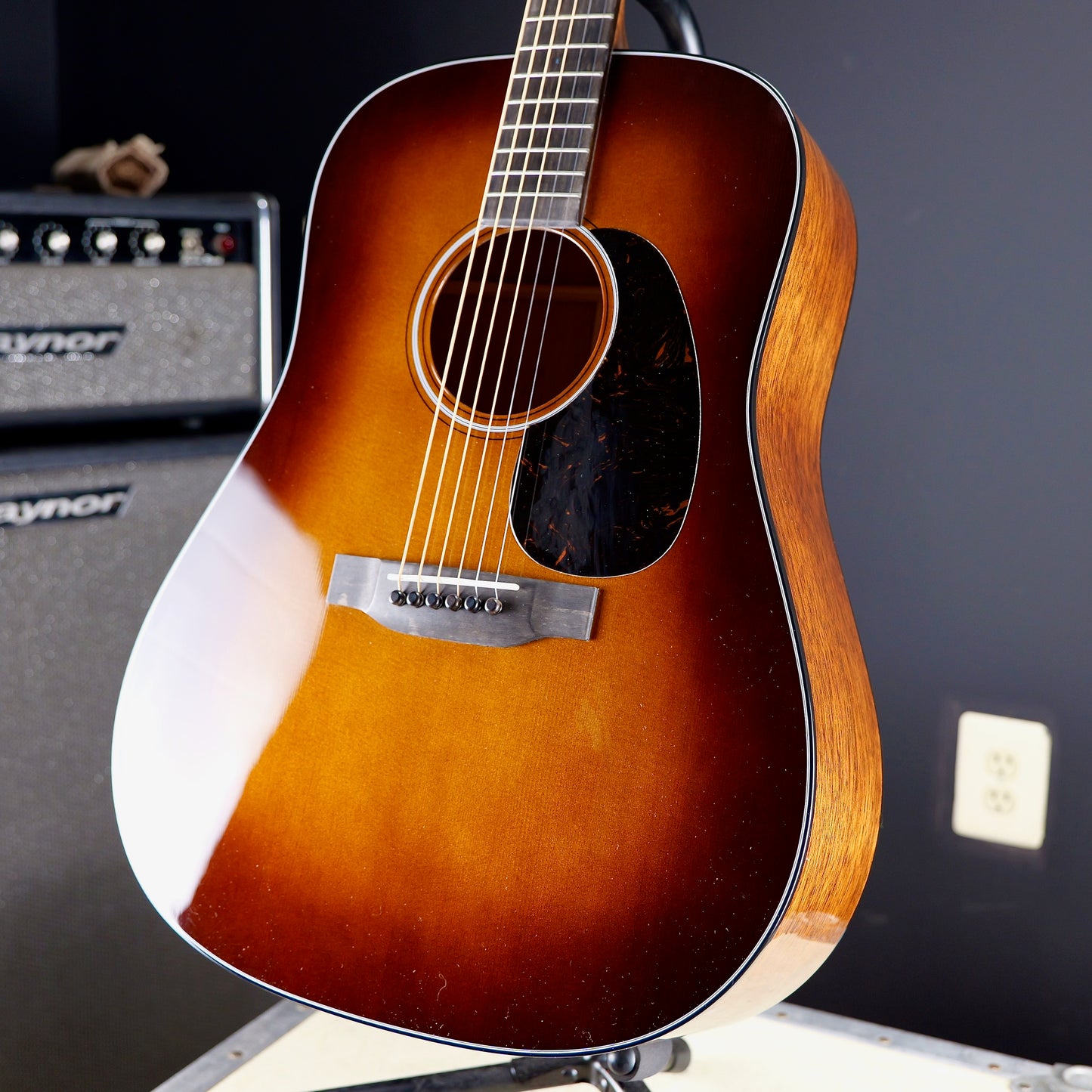 Martin D-18 Gloss 1933 Ambertone