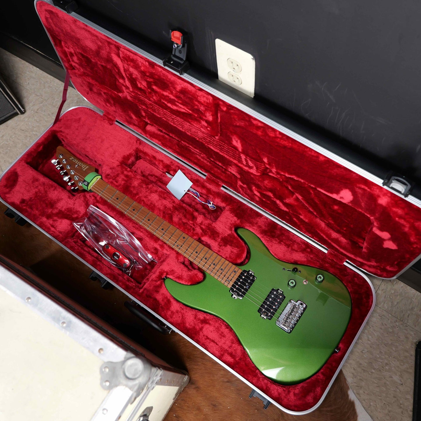 Ibanez Prestige AZ2402 Apple Green Metallic