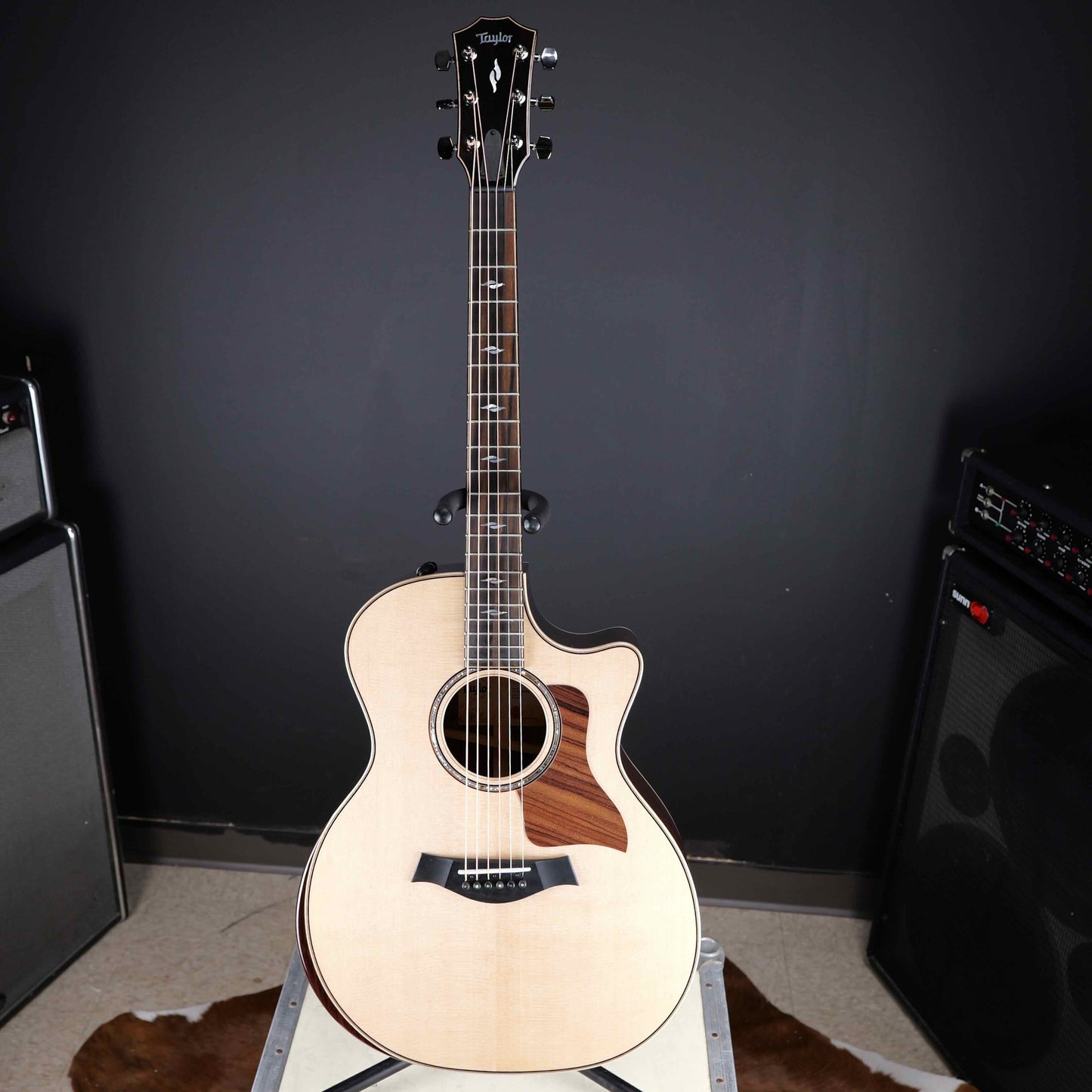 Taylor 814ce