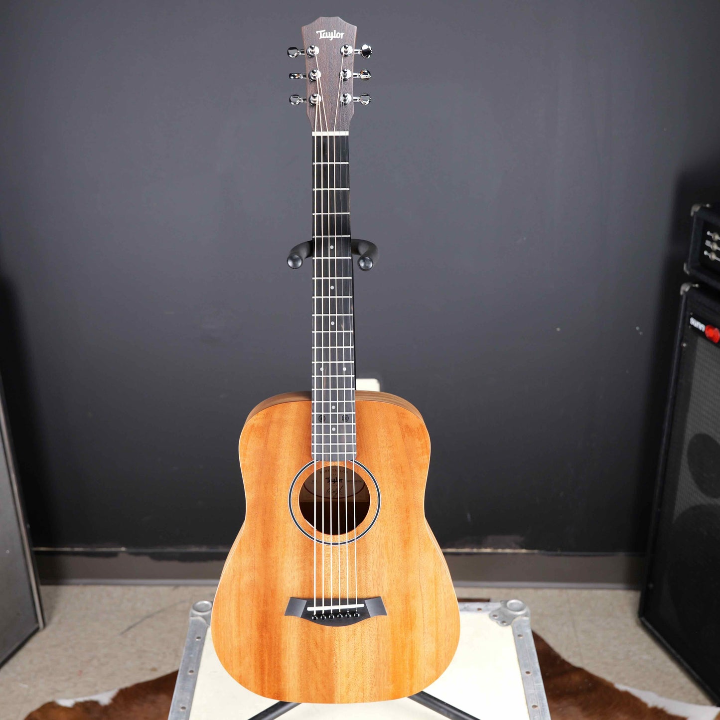 Taylor Baby Mahogany (BT2)