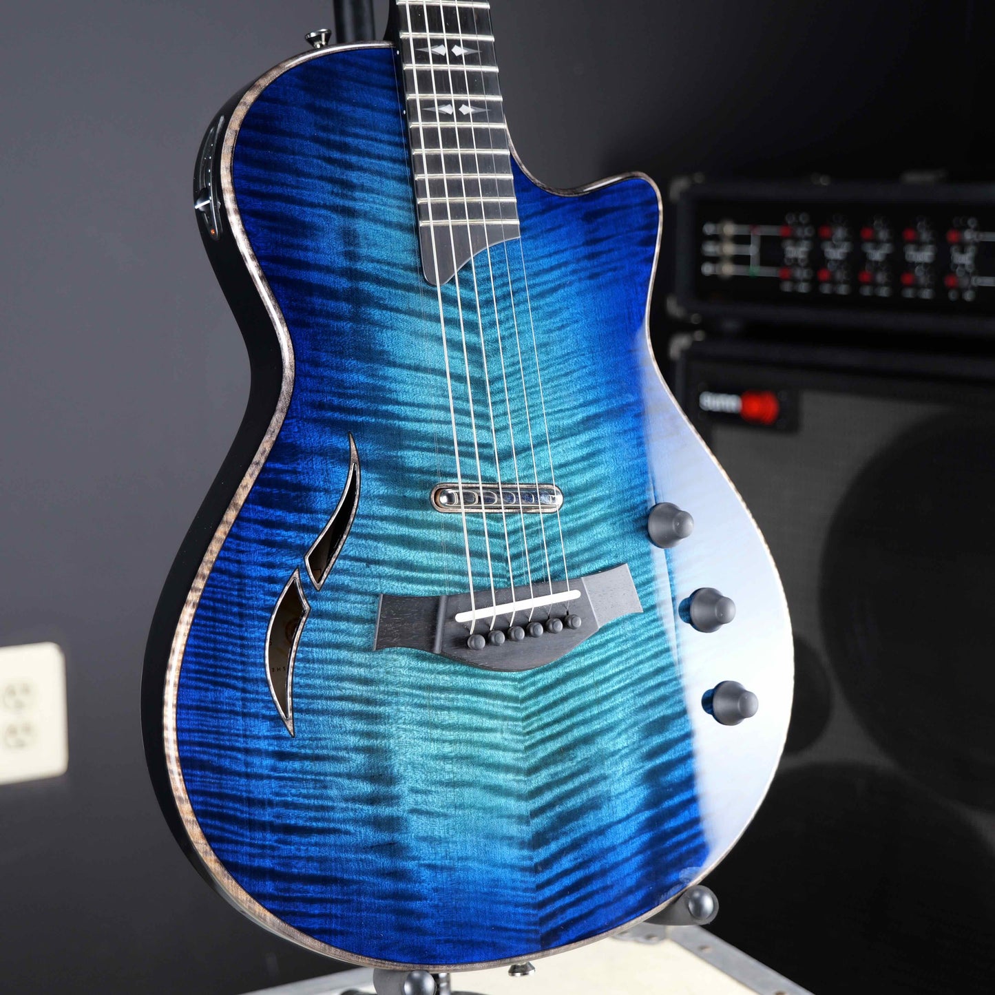 Taylor NAMM 2024 Custom #37: CT5z B4037 – T5z Smoky Maple/Urban Ash Midnight Sapphire