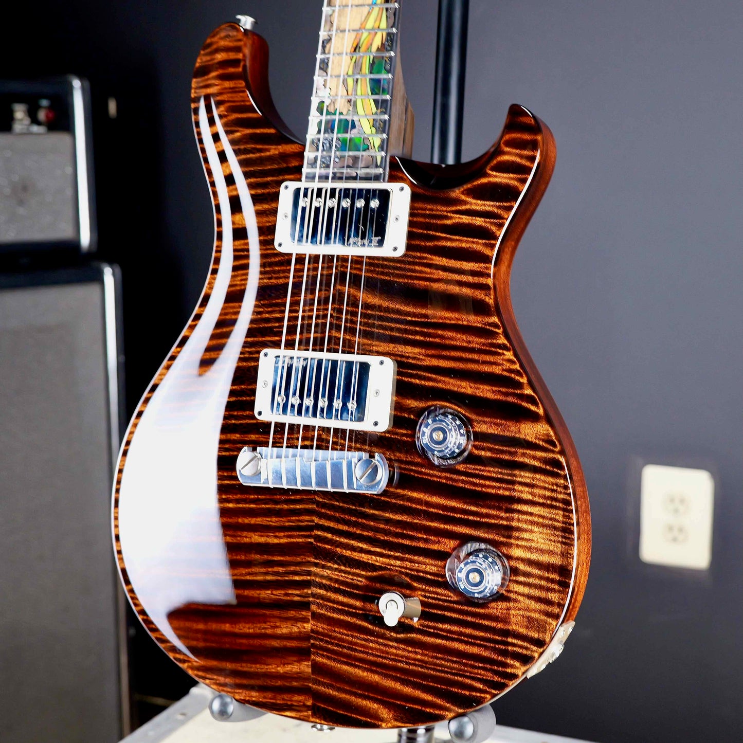 PRS 40th Anniversary Dragon Limited Burnt Chestnut