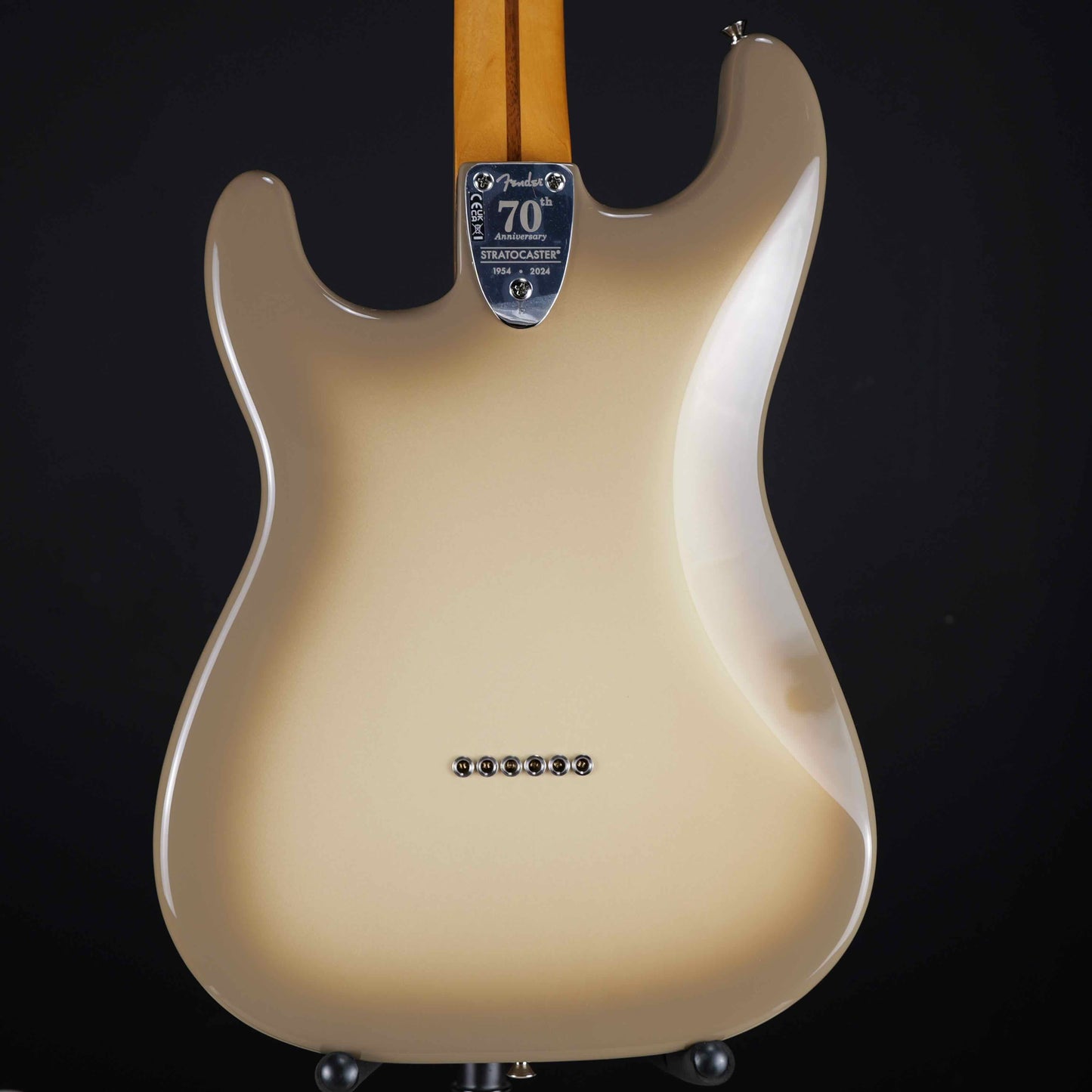 Fender 70th Anniversary Antigua Stratocaster Rosewood Fingerboard Antigua