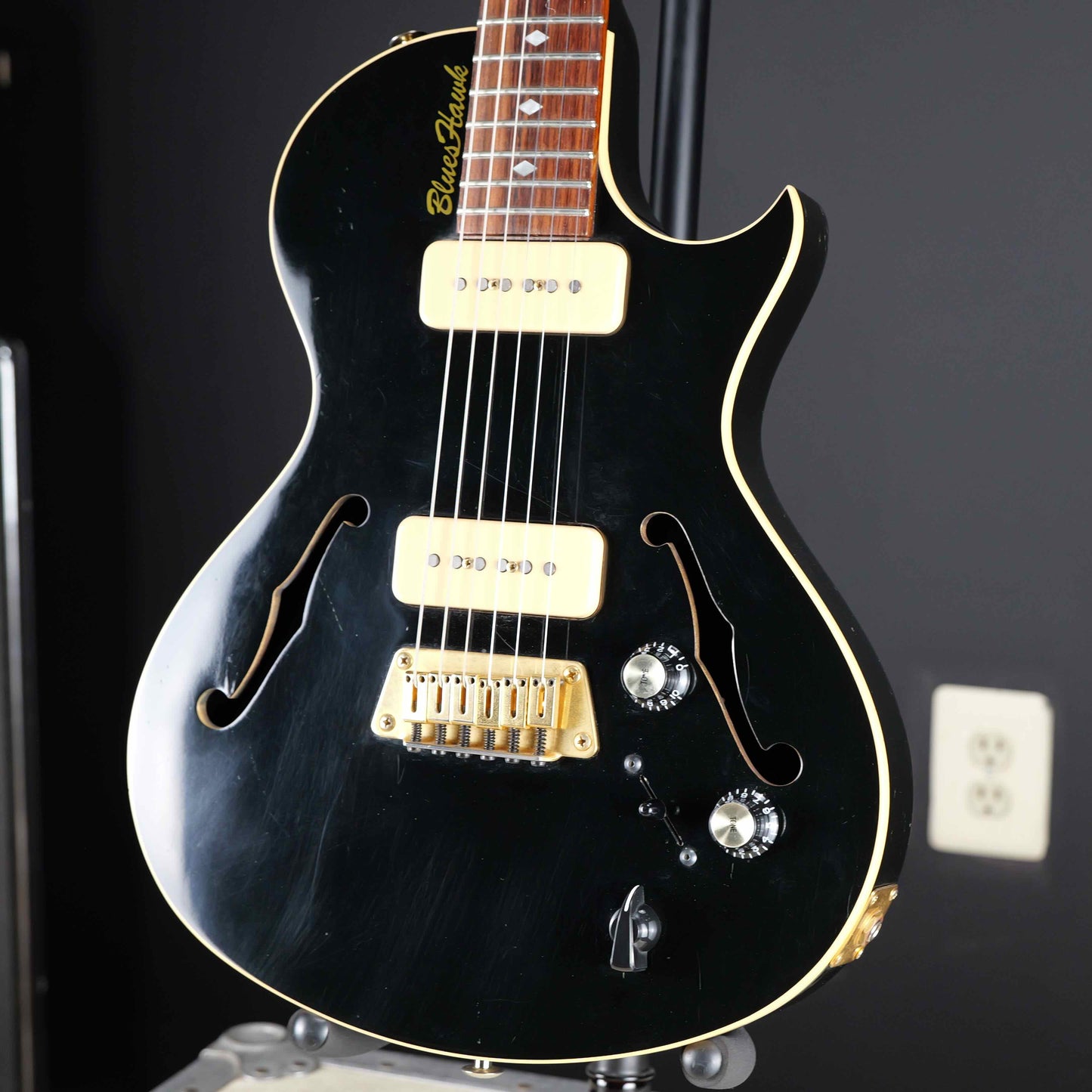Gibson Blueshawk Black